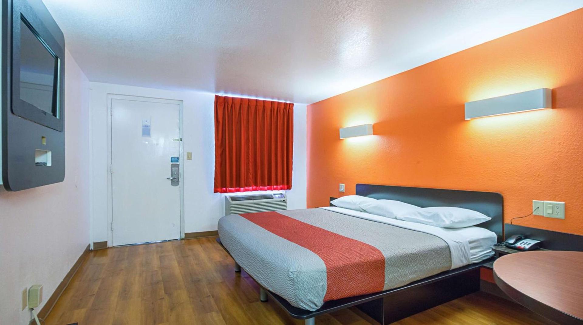 Motel 6-Round Rock, TX photo 28