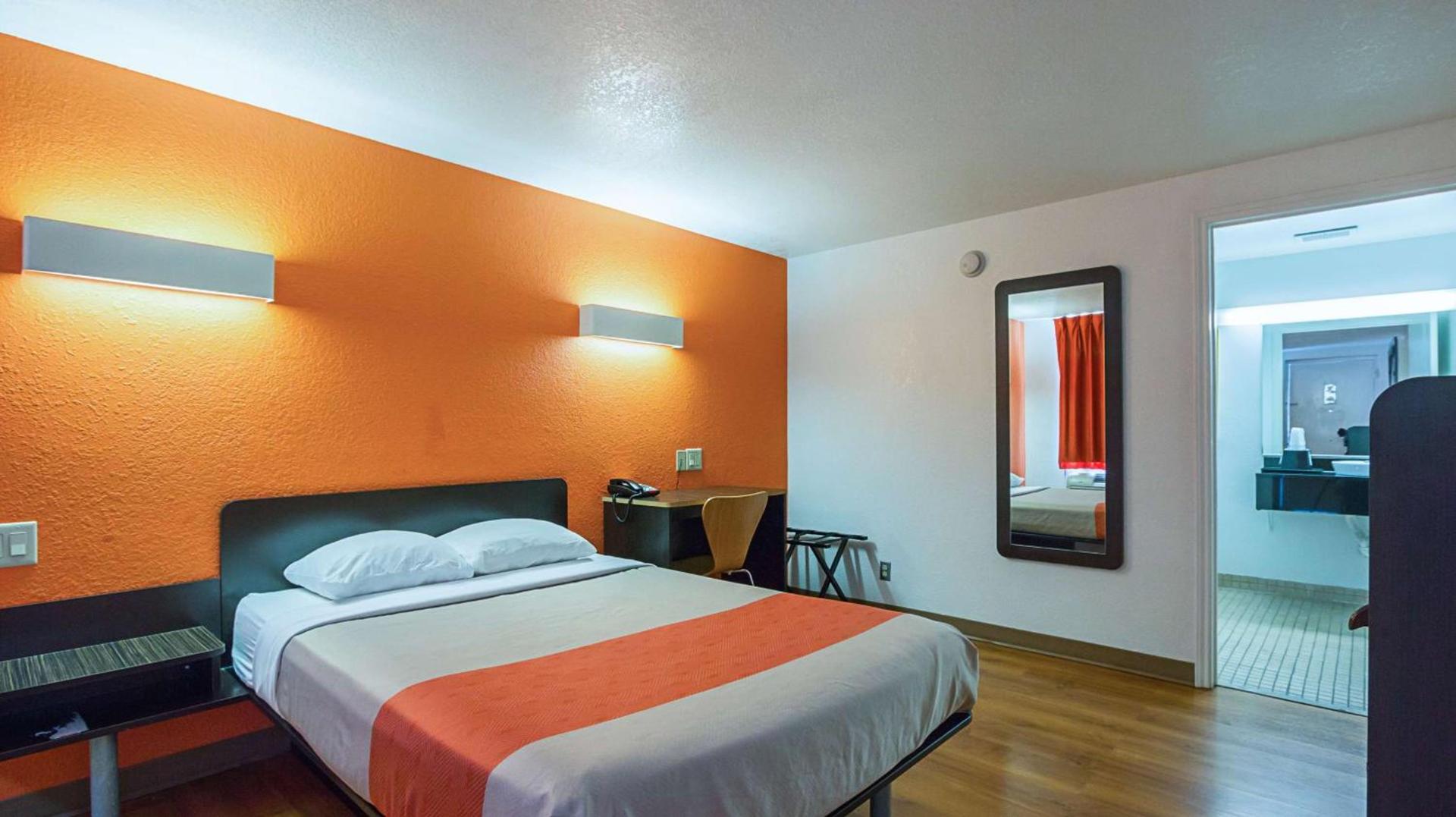 Motel 6-Round Rock, TX photo 26
