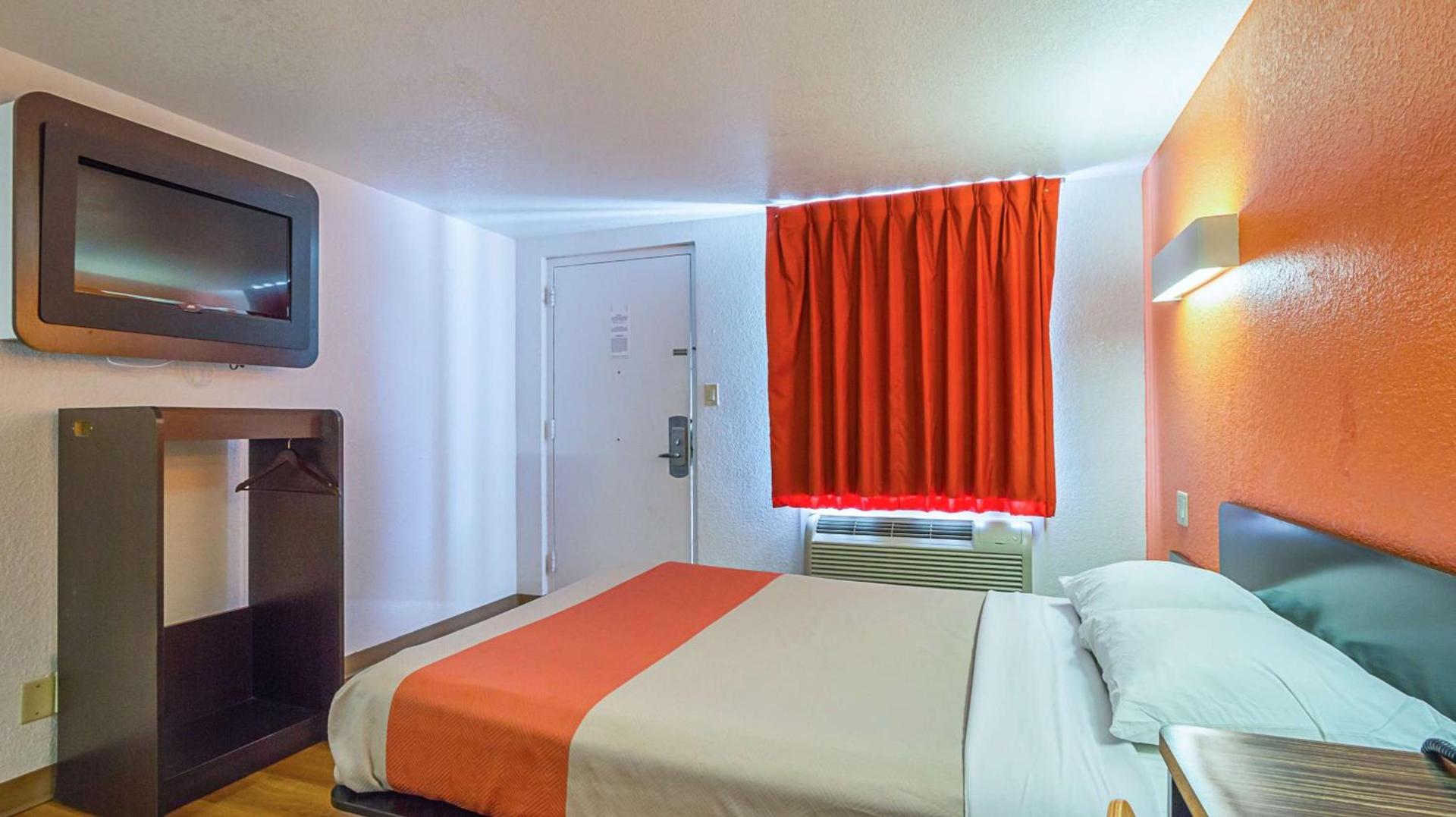 Motel 6-Round Rock, TX photo 24