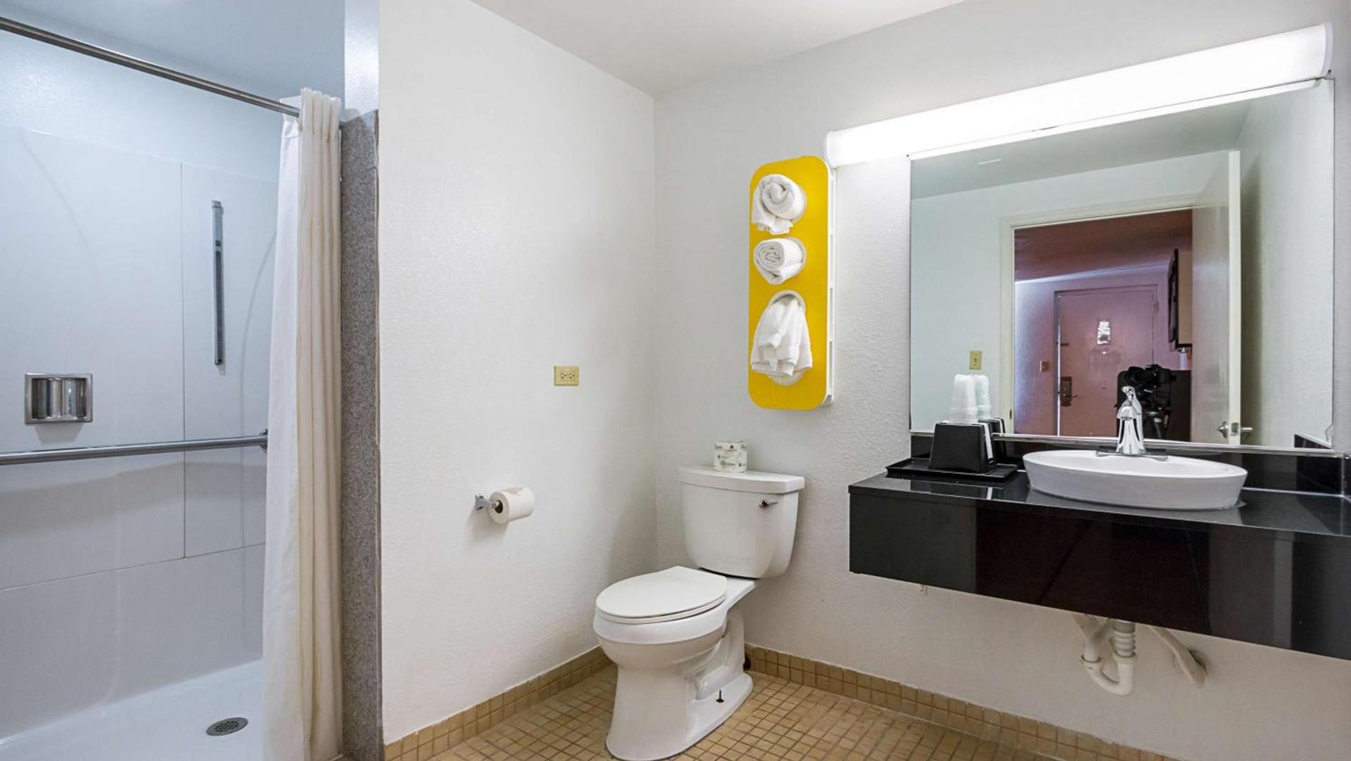 Motel 6-Round Rock, TX photo 21