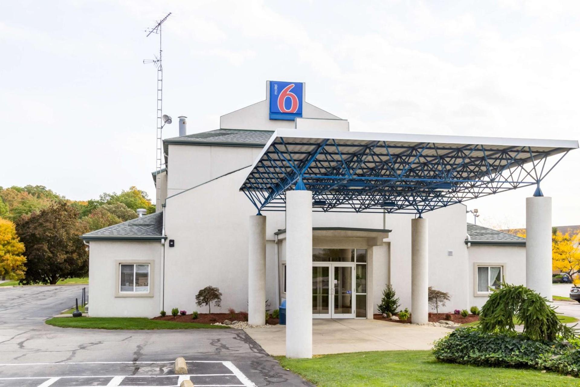 Motel 6-Milan, OH - Sandusky photo 2