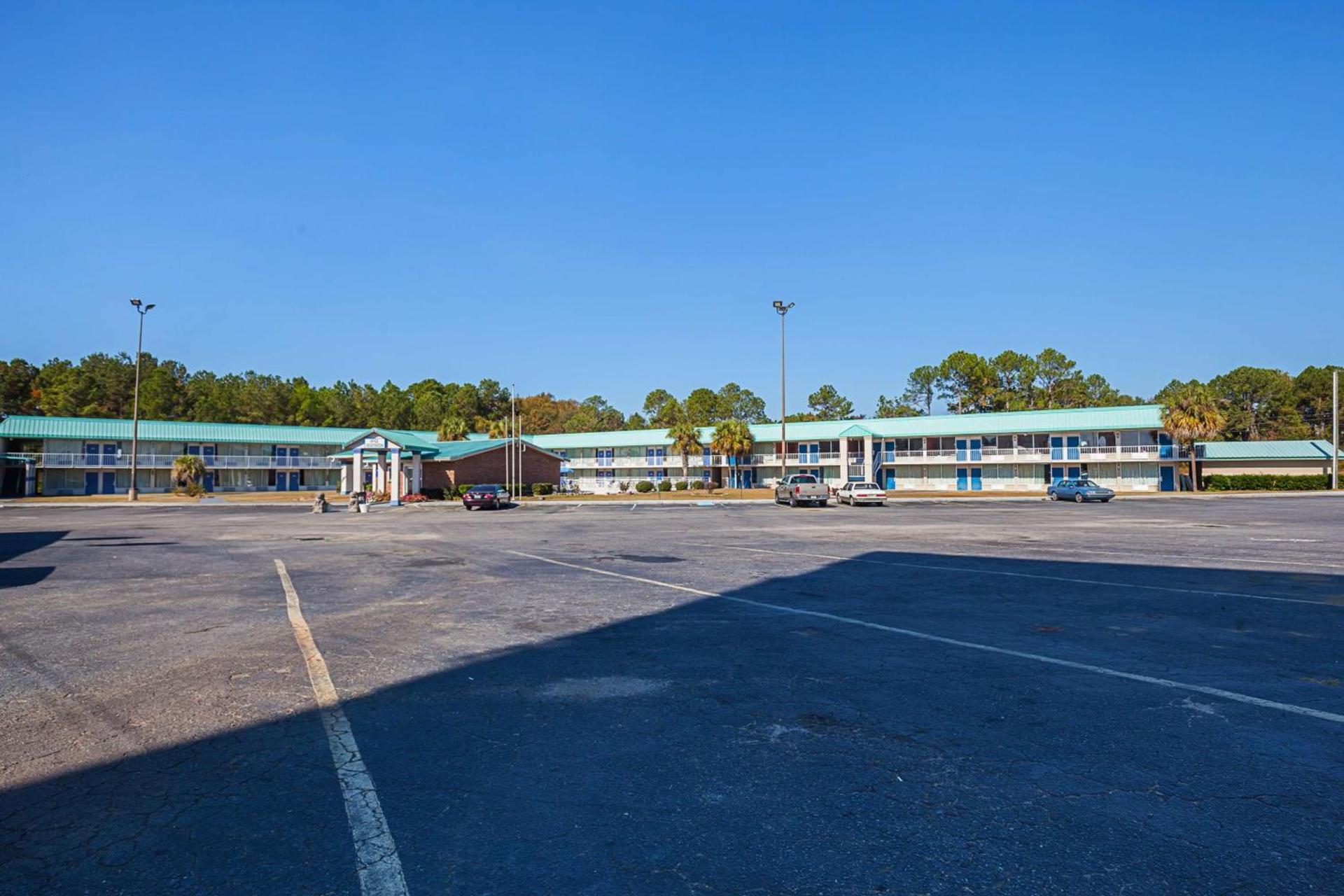 Motel 6-Tifton, GA photo 3