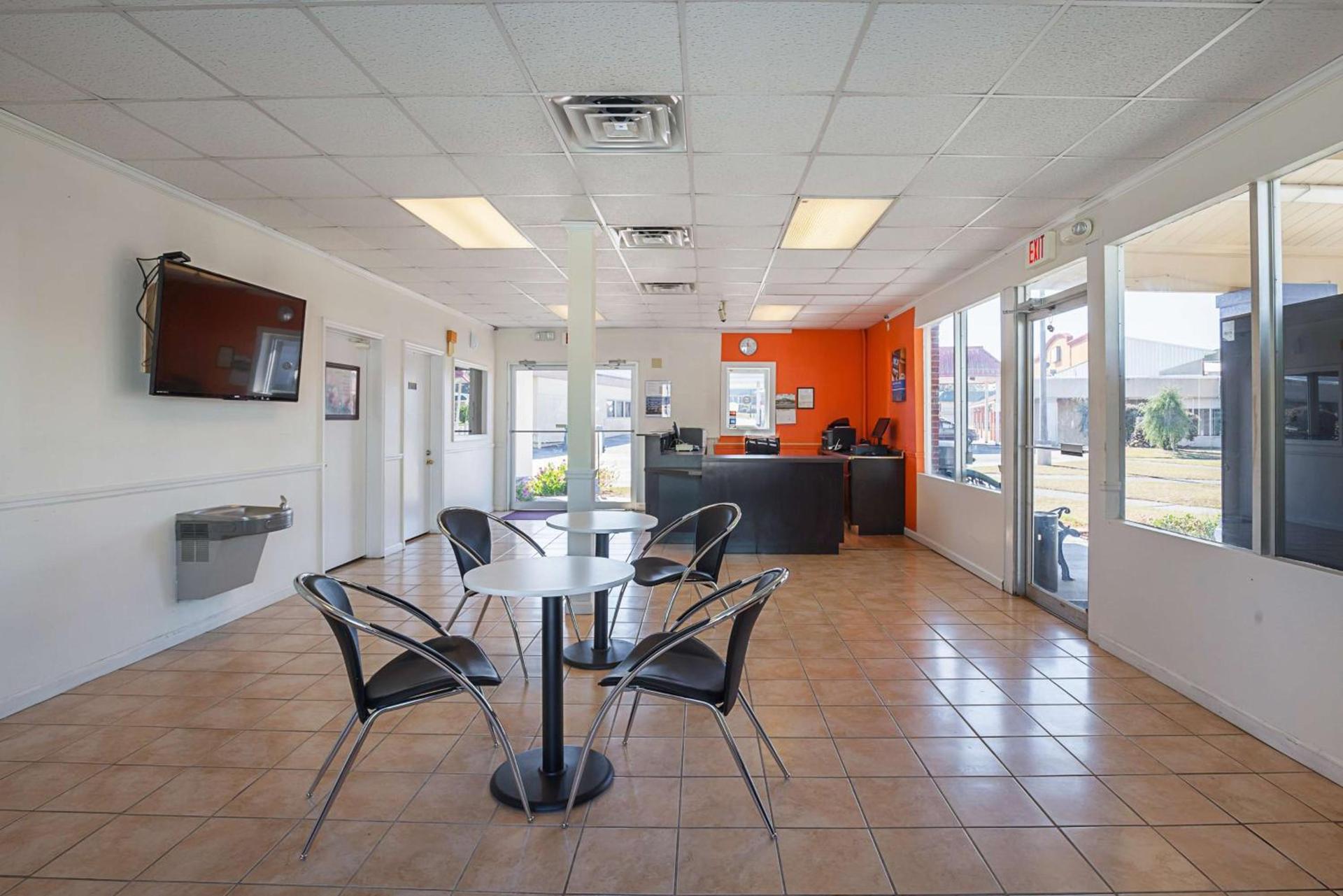 Motel 6-Tifton, GA photo 20