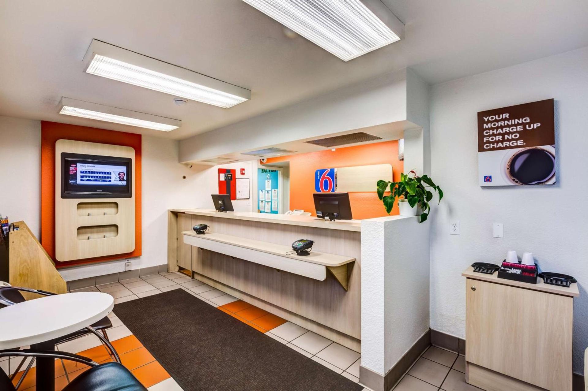 Motel 6-Wheat Ridge, CO - West - Denver North photo 33