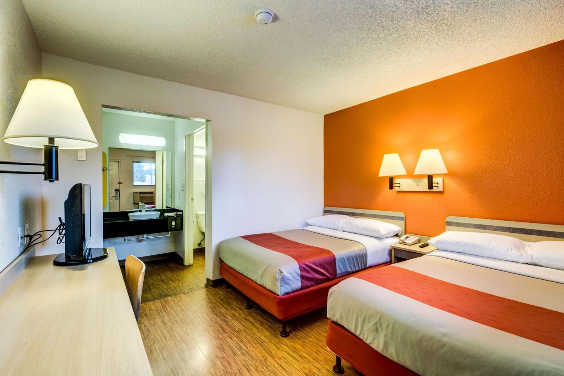 Motel 6-Wheat Ridge, CO - West - Denver North photo 32