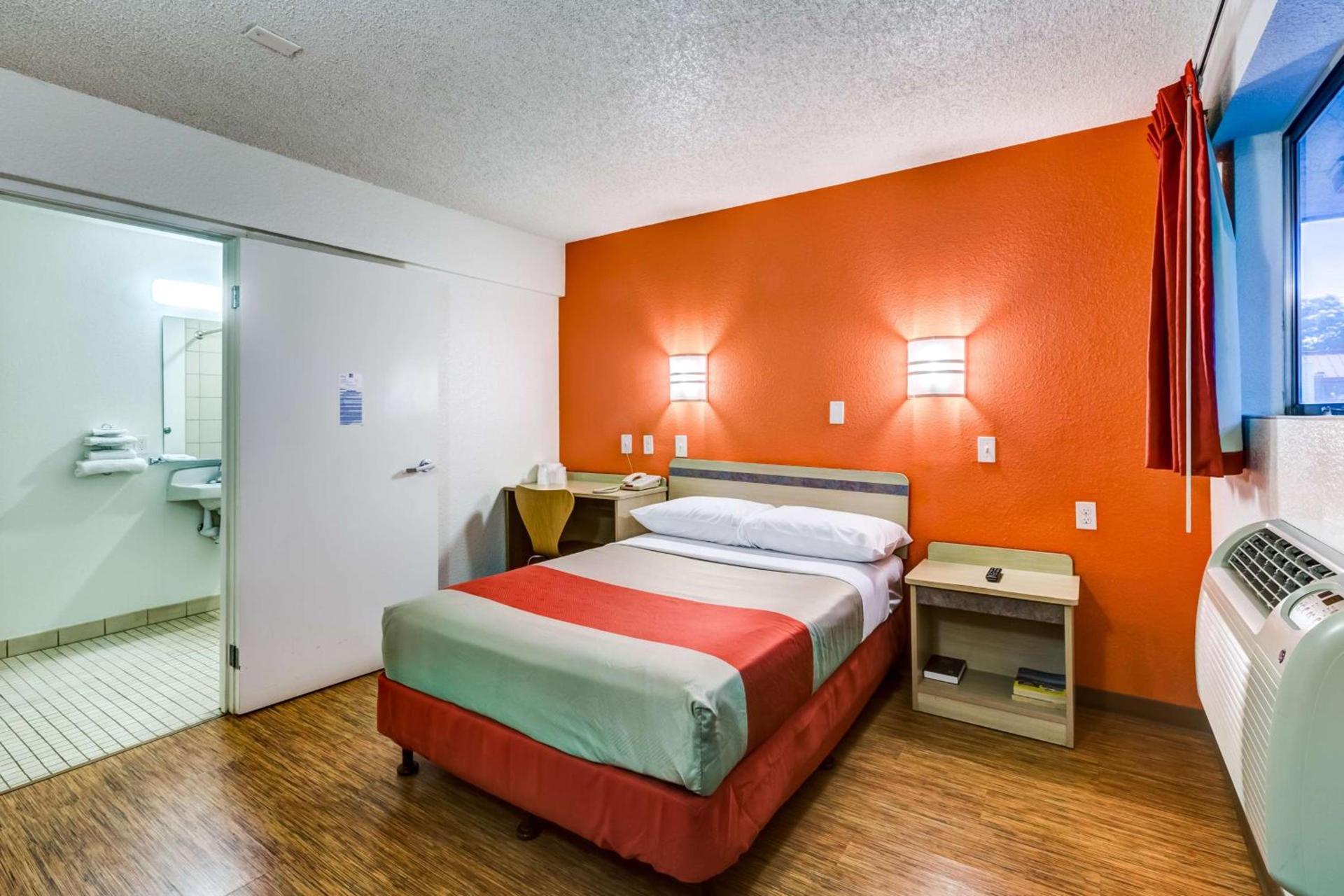 Motel 6-Wheat Ridge, CO - West - Denver North photo 29