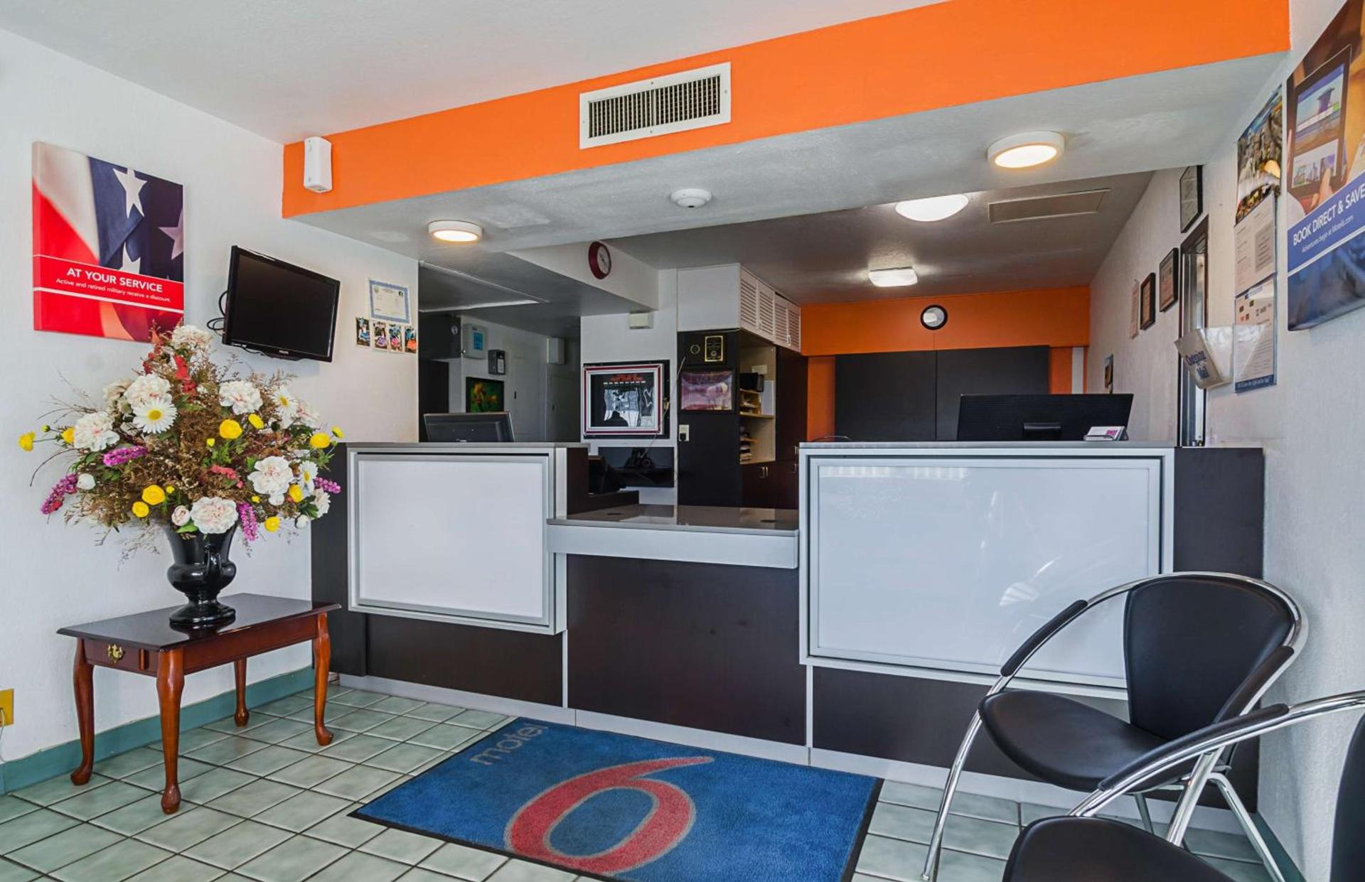 Motel 6-Mitchell, SD photo 27