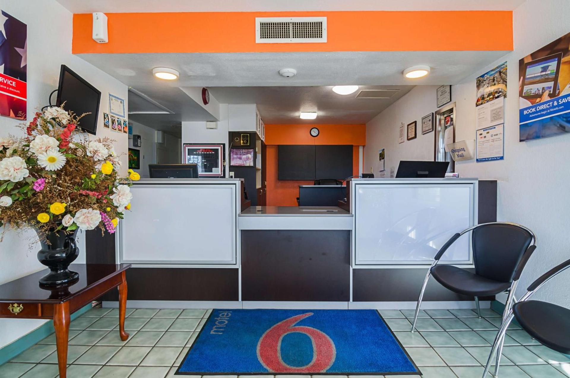 Motel 6-Mitchell, SD photo 28