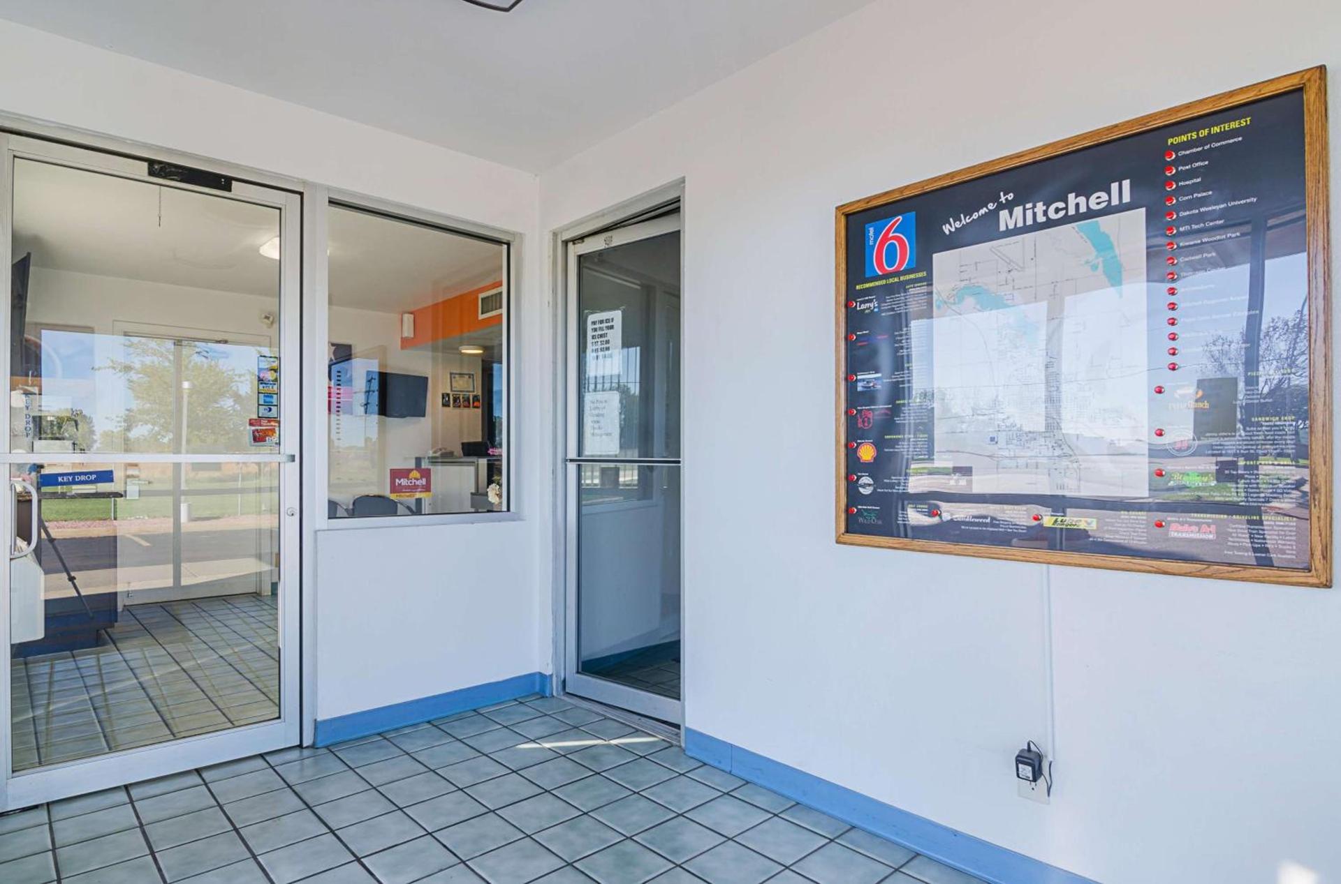 Motel 6-Mitchell, SD photo 29