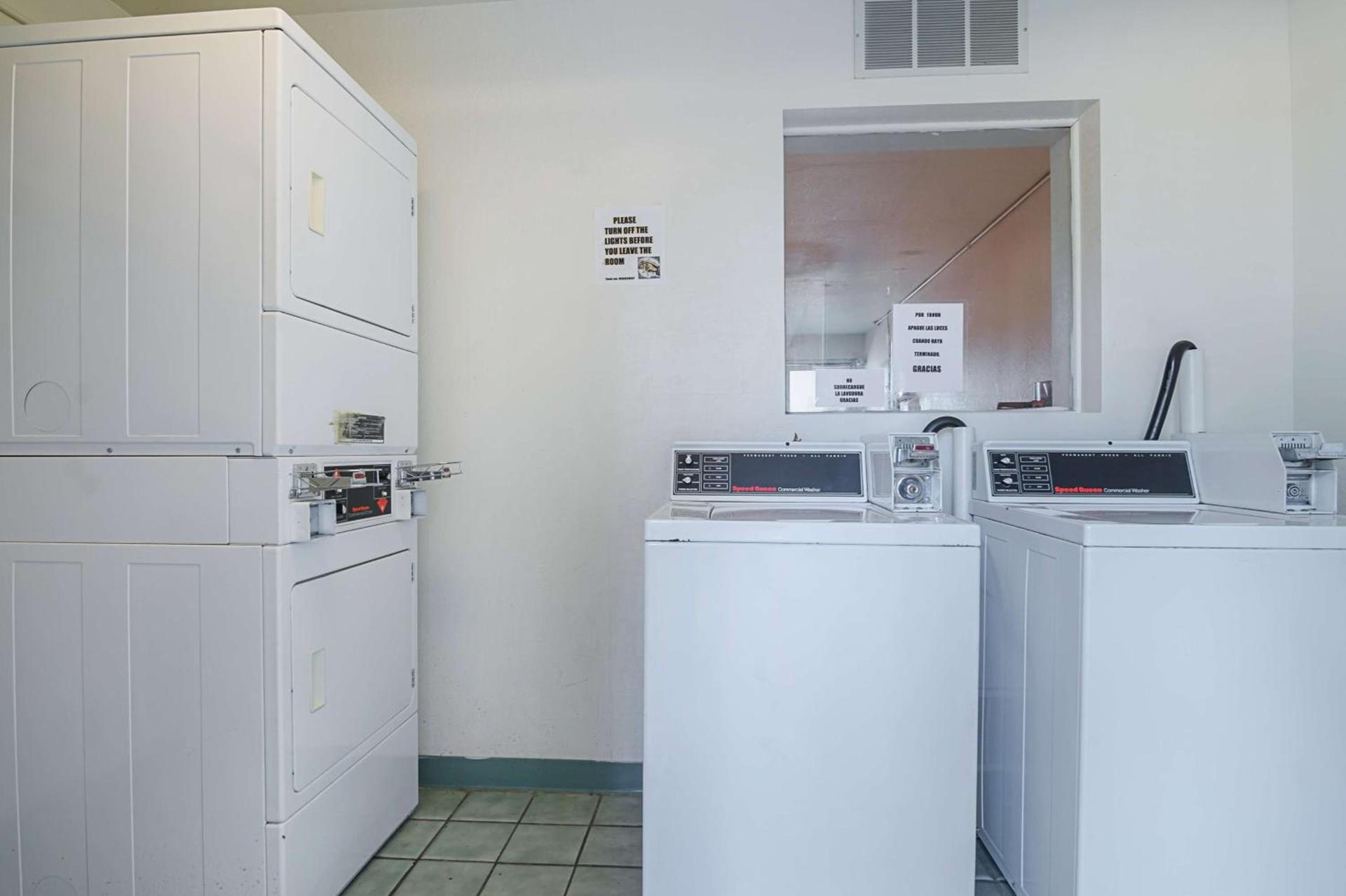 Motel 6-Mitchell, SD photo 31