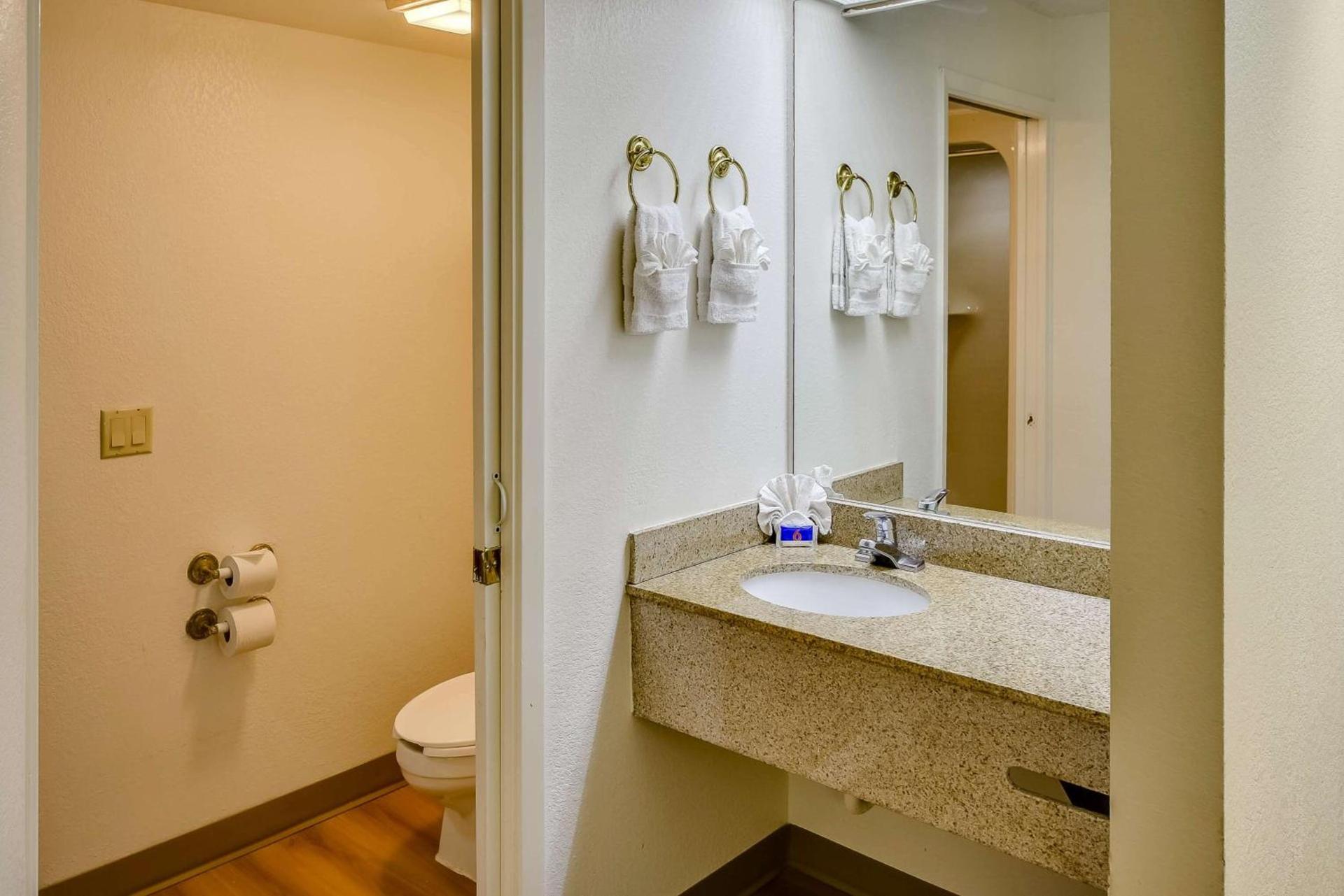 Motel 6-Katy, TX - Houston photo 18