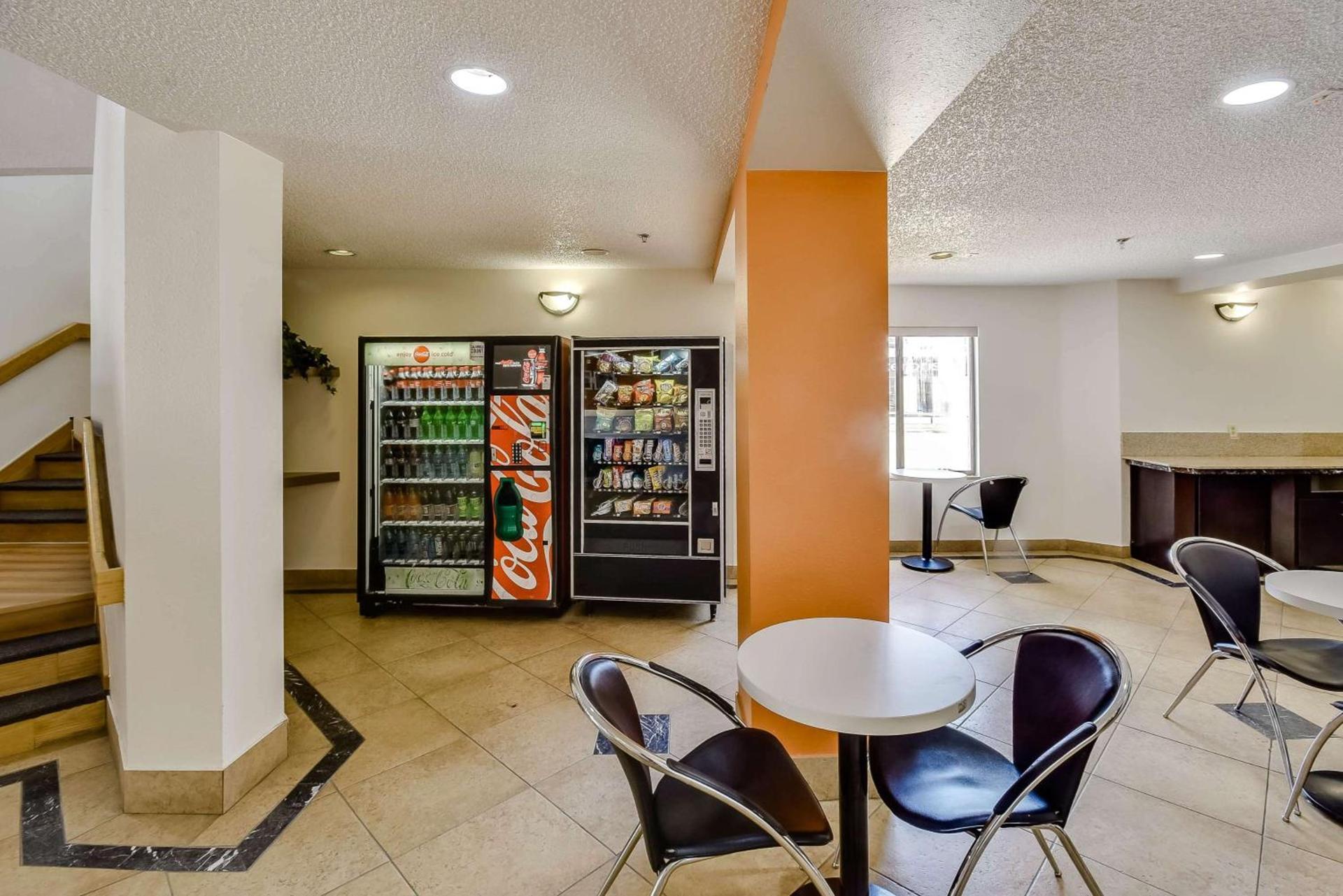 Motel 6-Katy, TX - Houston photo 26