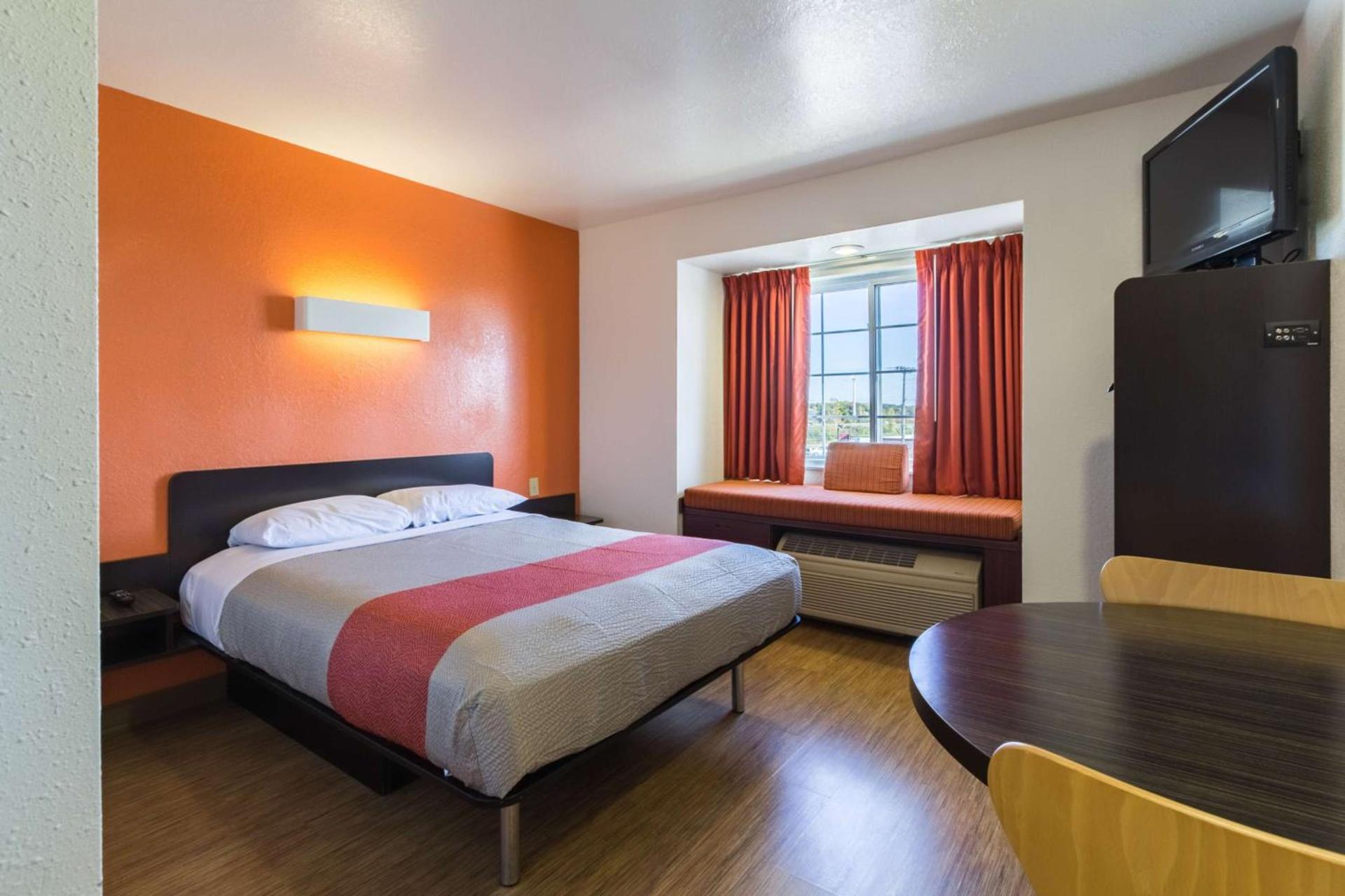Motel 6-Huron, OH - Sandusky photo 9