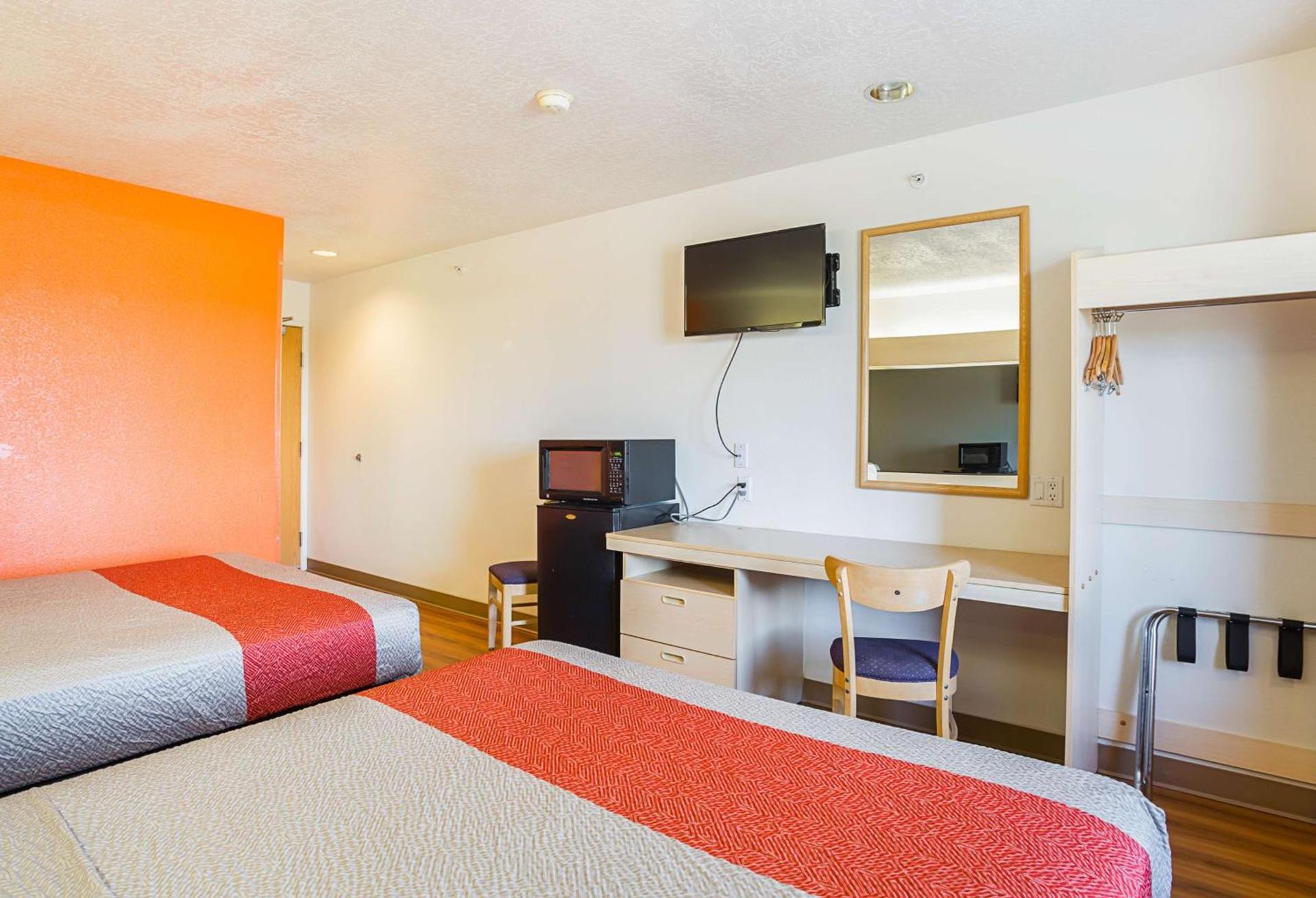 Motel 6-Bernalillo, NM photo 32