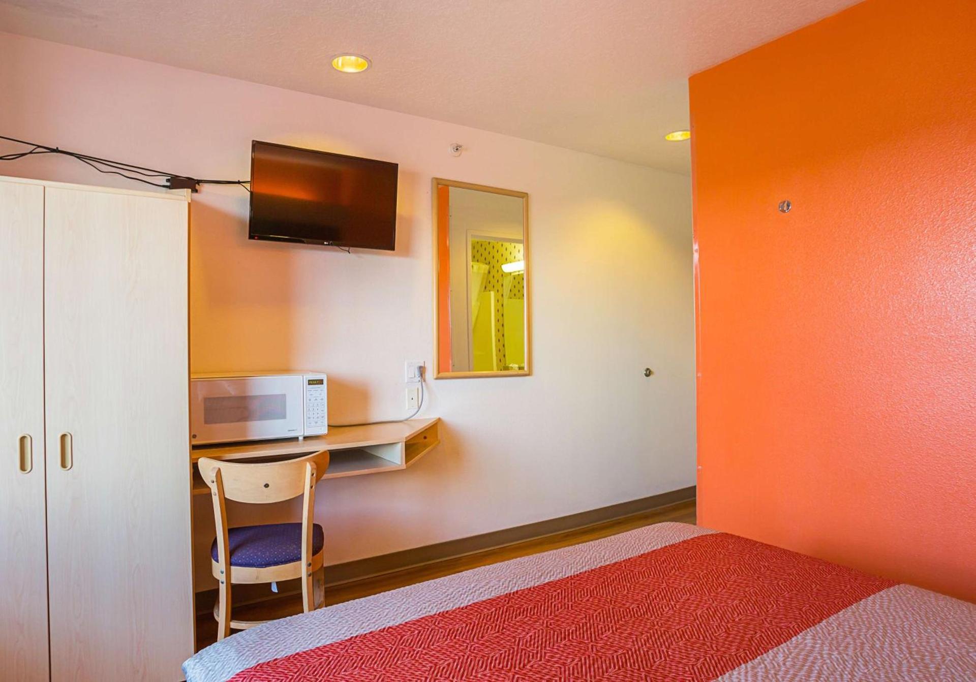 Motel 6-Bernalillo, NM photo 7