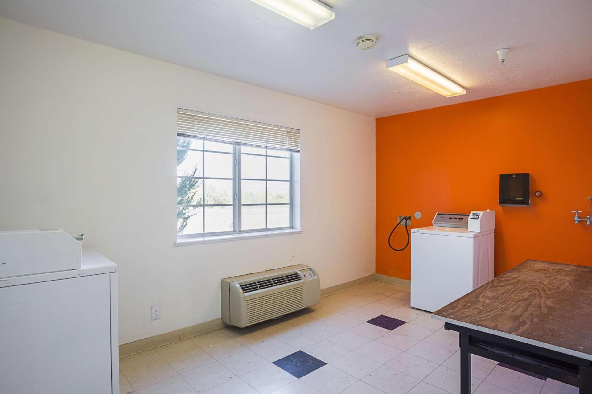Motel 6-Bernalillo, NM photo 47