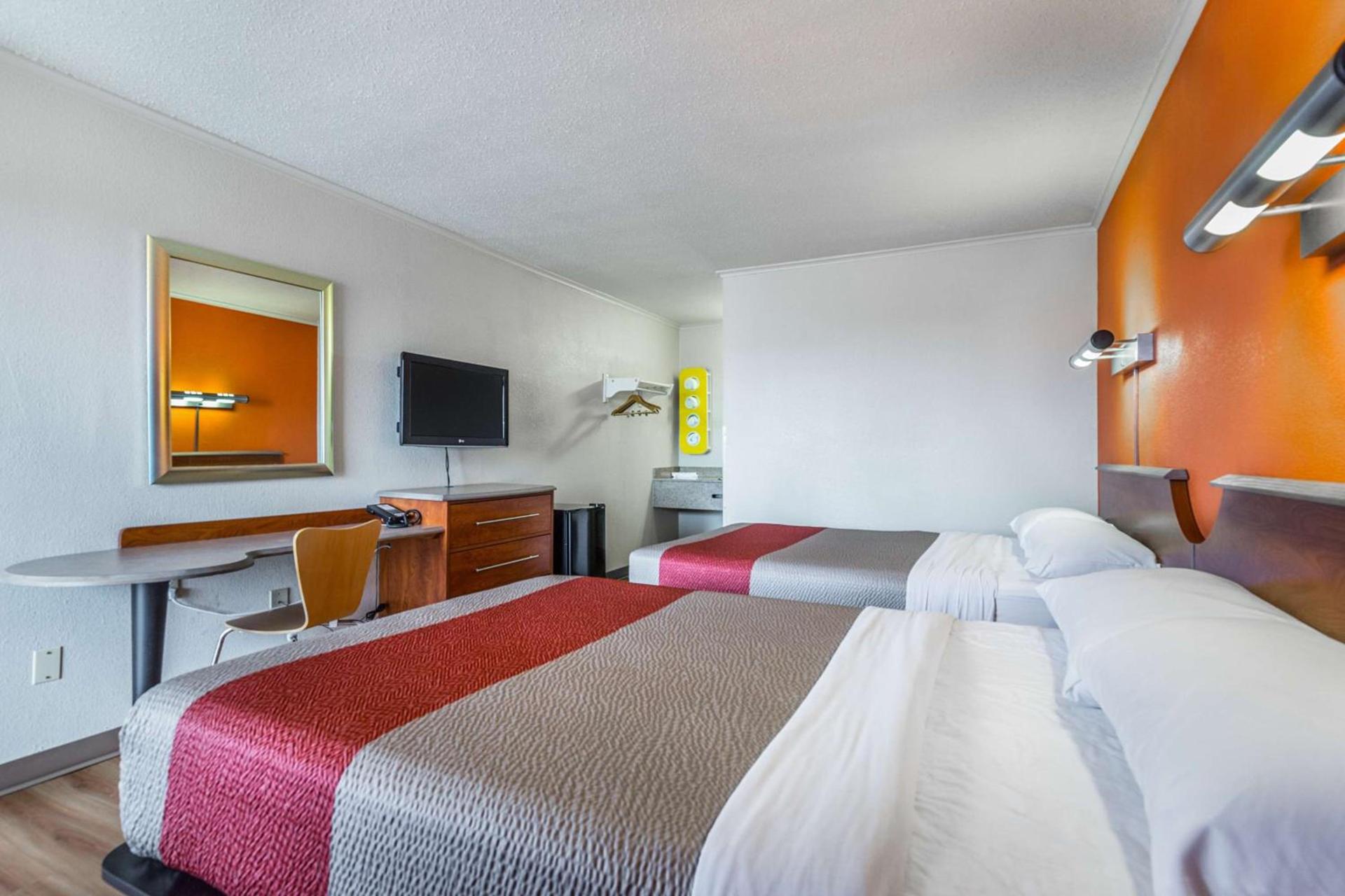 Motel 6-Mount Vernon, IL photo 5
