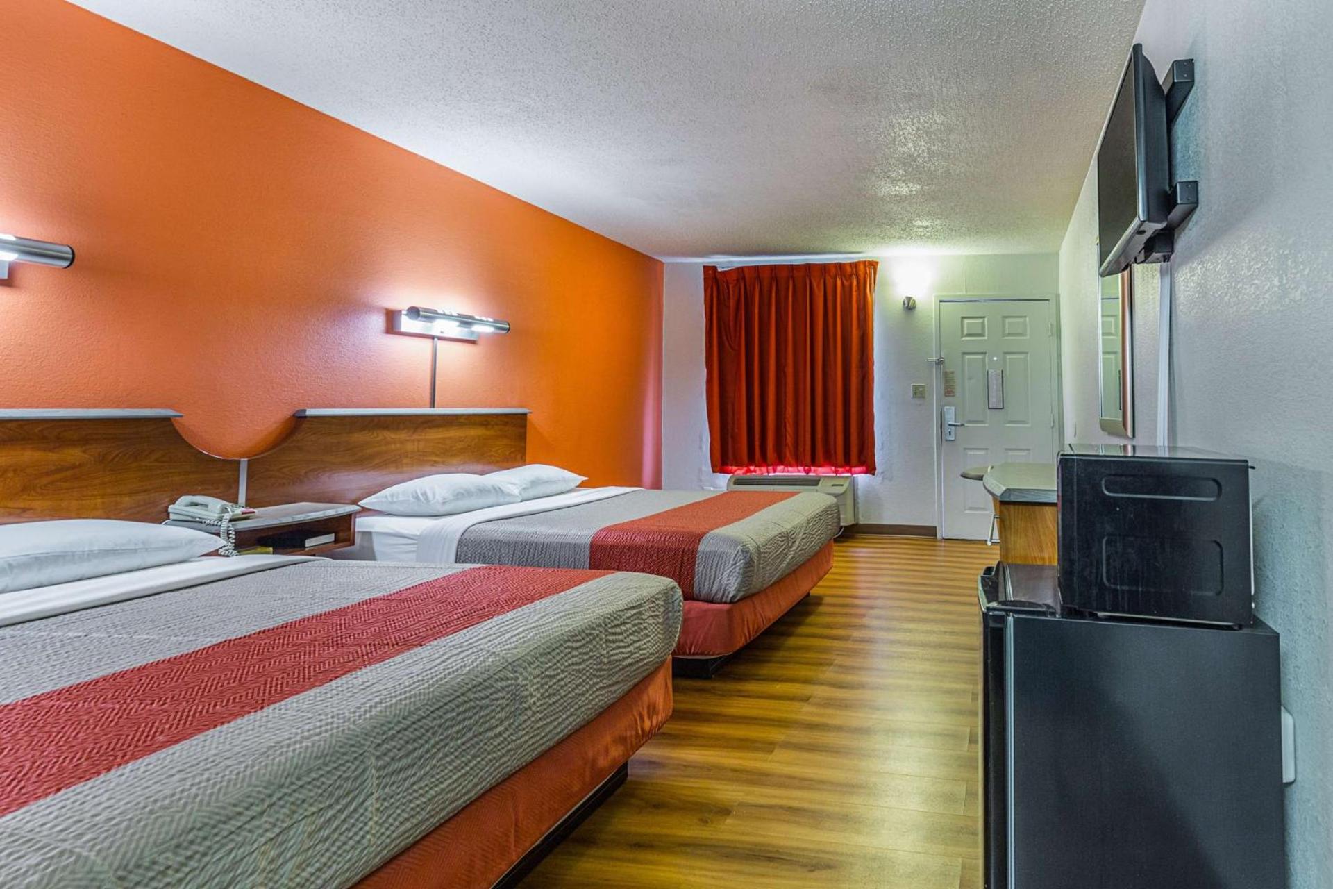 Motel 6-Mount Vernon, IL photo 27