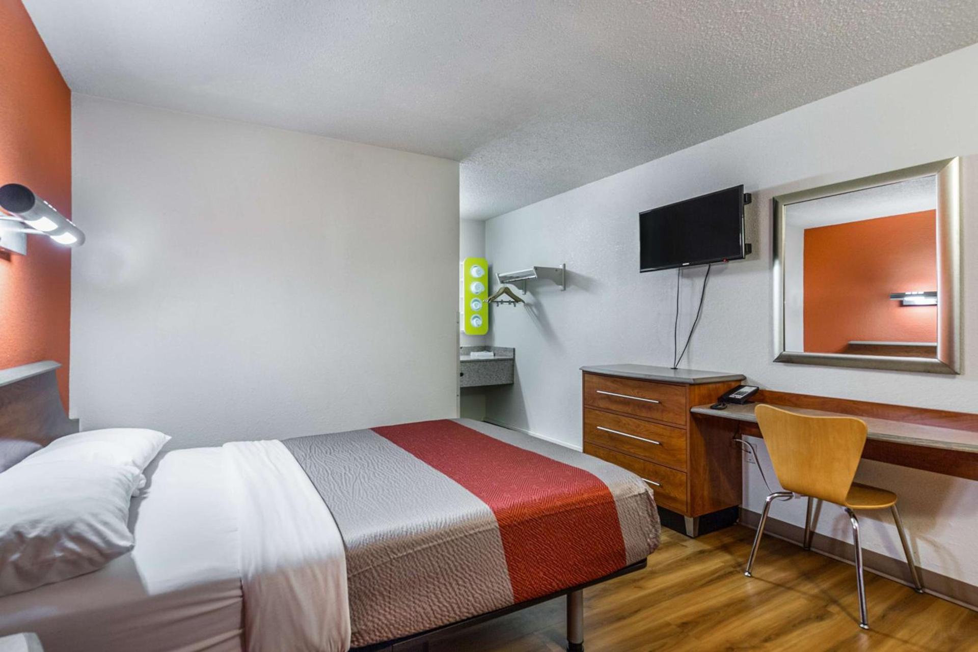 Motel 6-Mount Vernon, IL photo 24