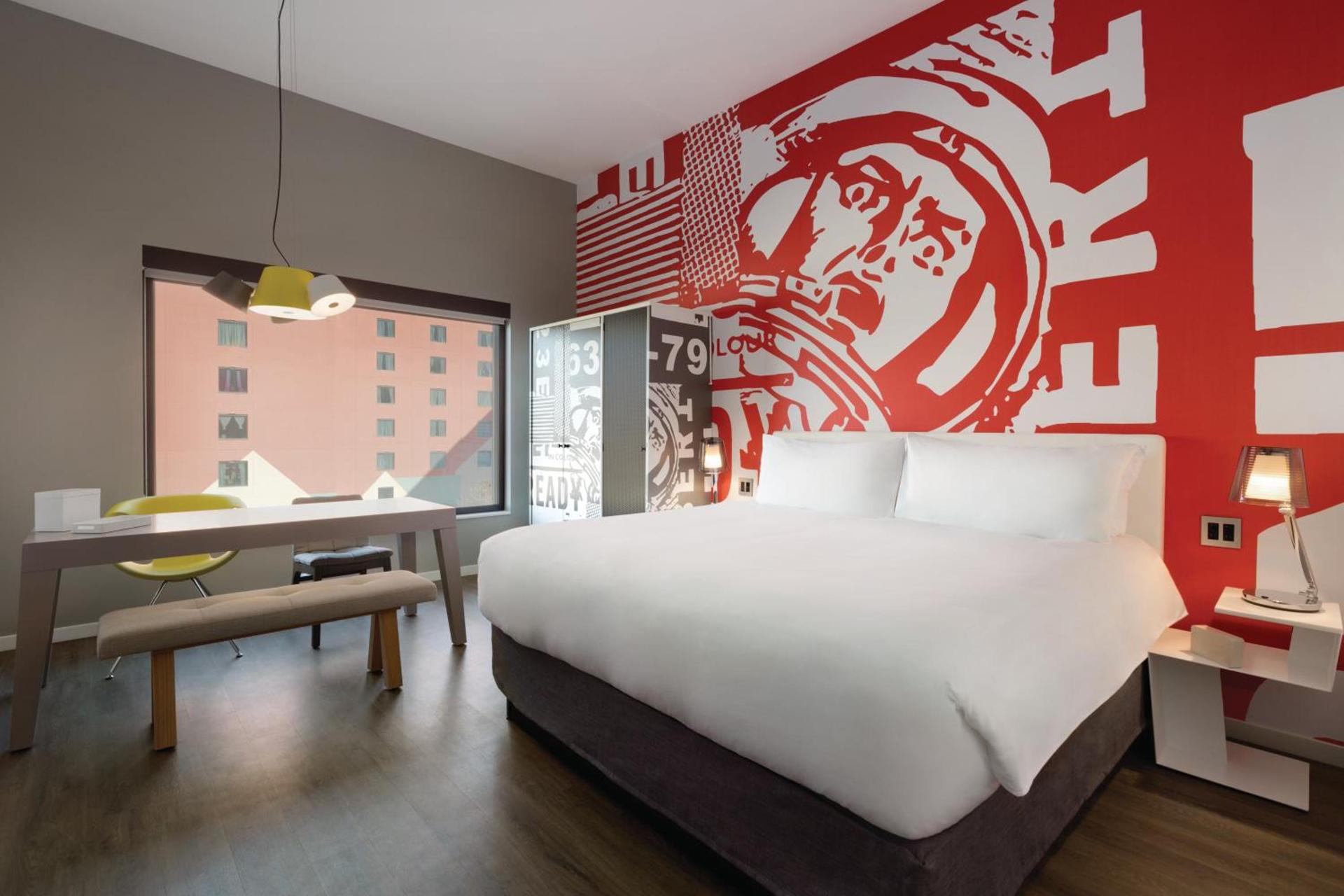 Radisson Red Minneapolis Downtown photo 32