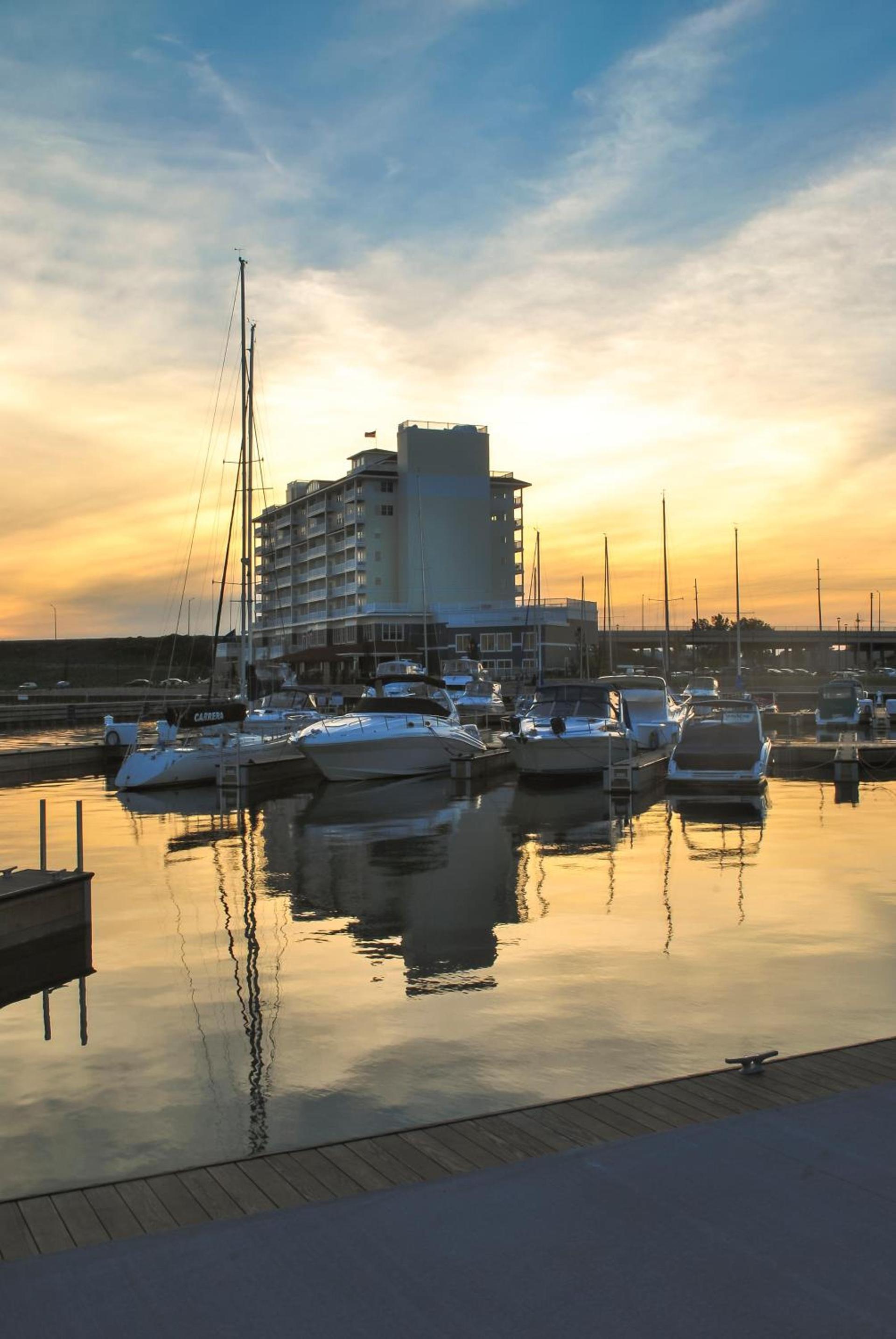 The Inn at Harbor Shores photo 5