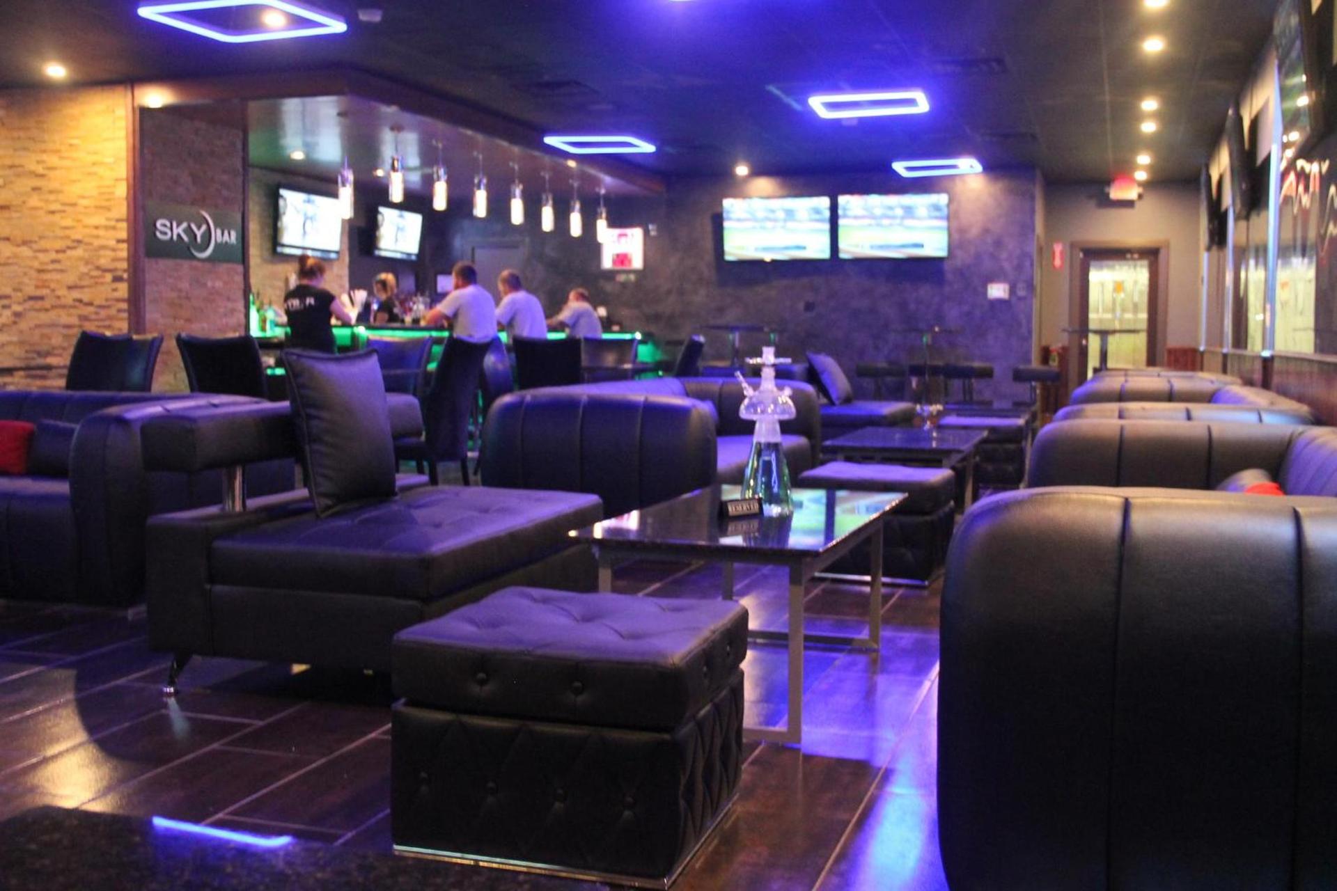 Airport Inn photo 5