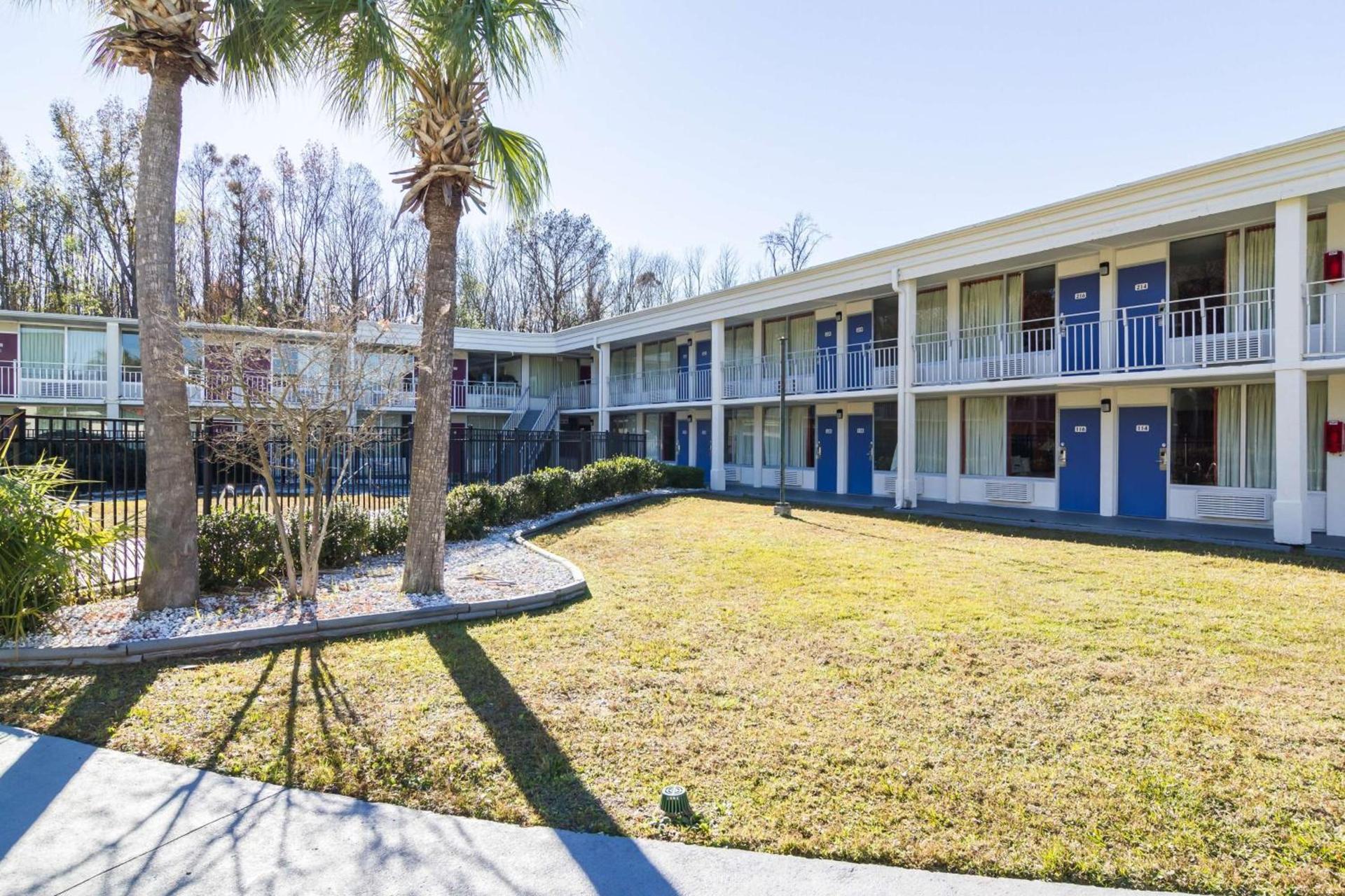 Motel 6-Townsend, GA photo 3