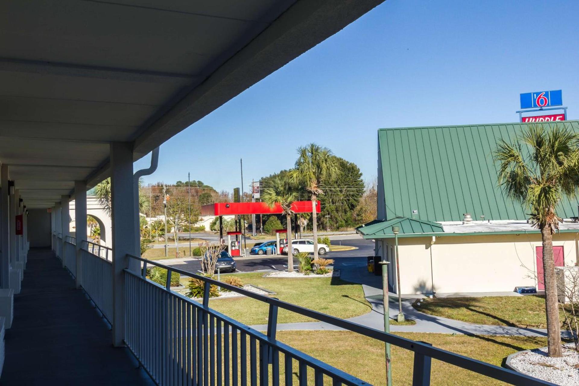 Motel 6-Townsend, GA photo 13