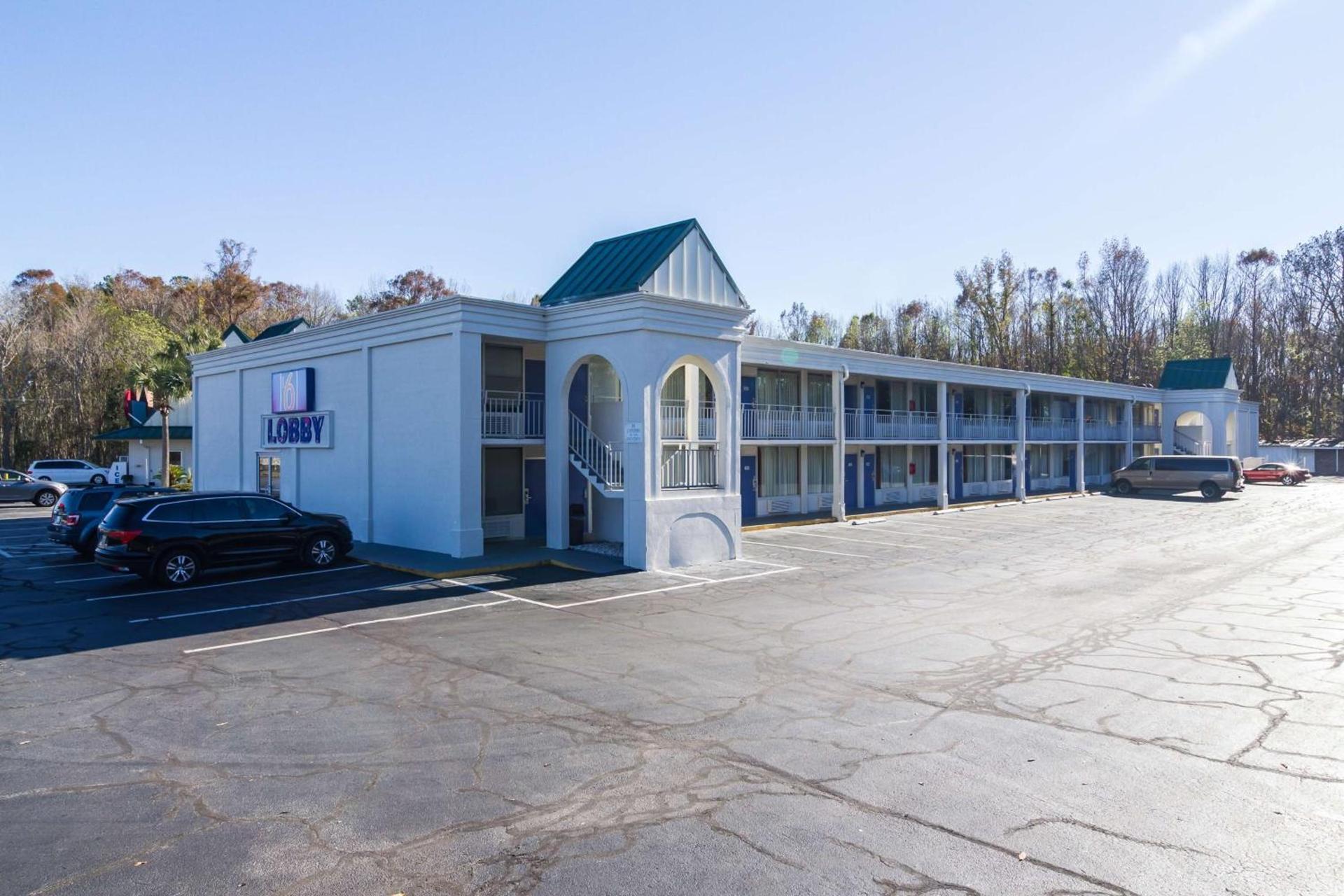 Motel 6-Townsend, GA photo 15