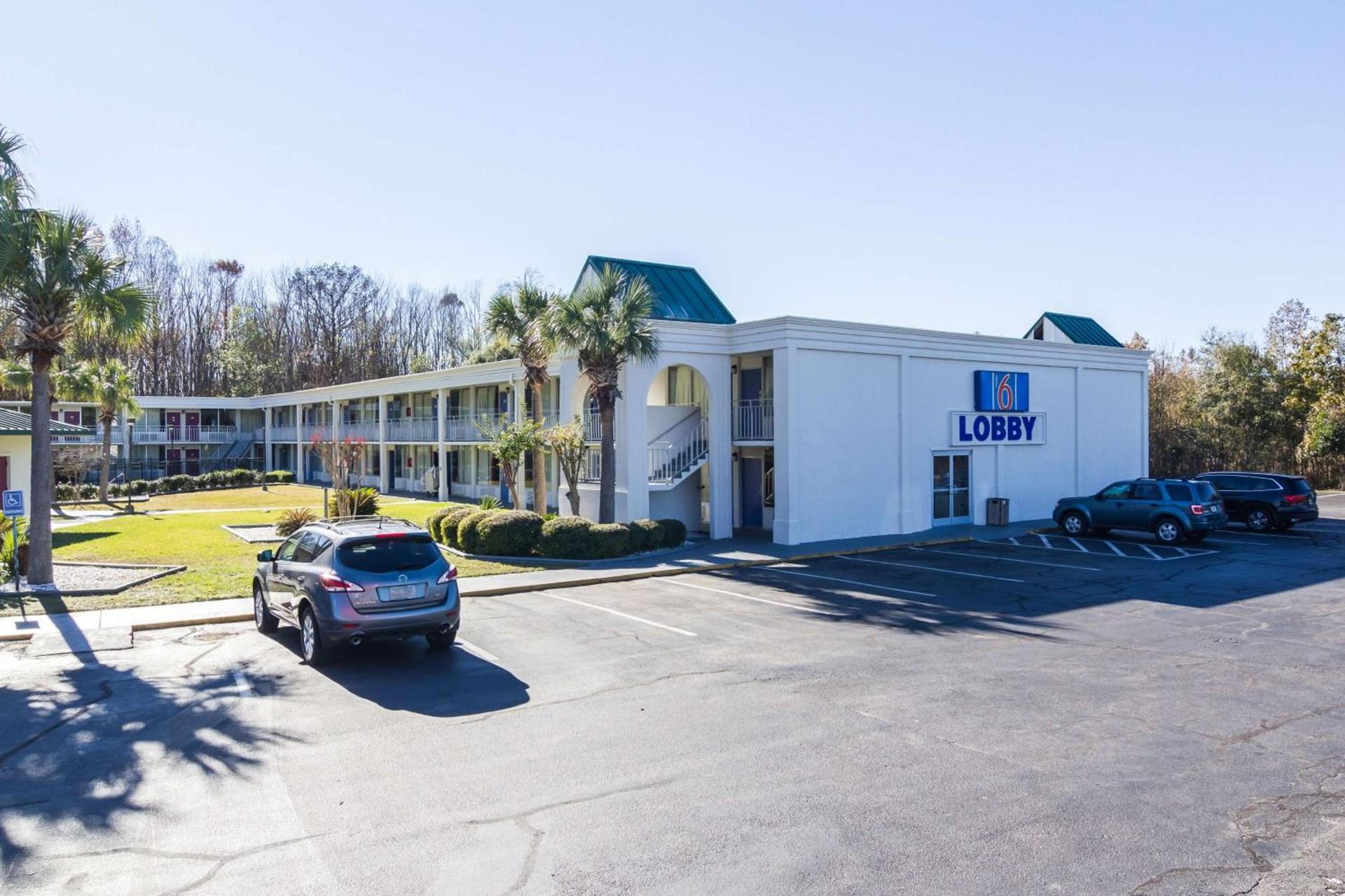 Motel 6-Townsend, GA photo 16