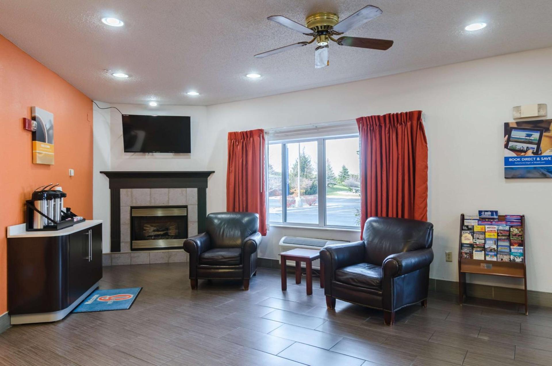 Motel 6-Lincoln, NE photo 42