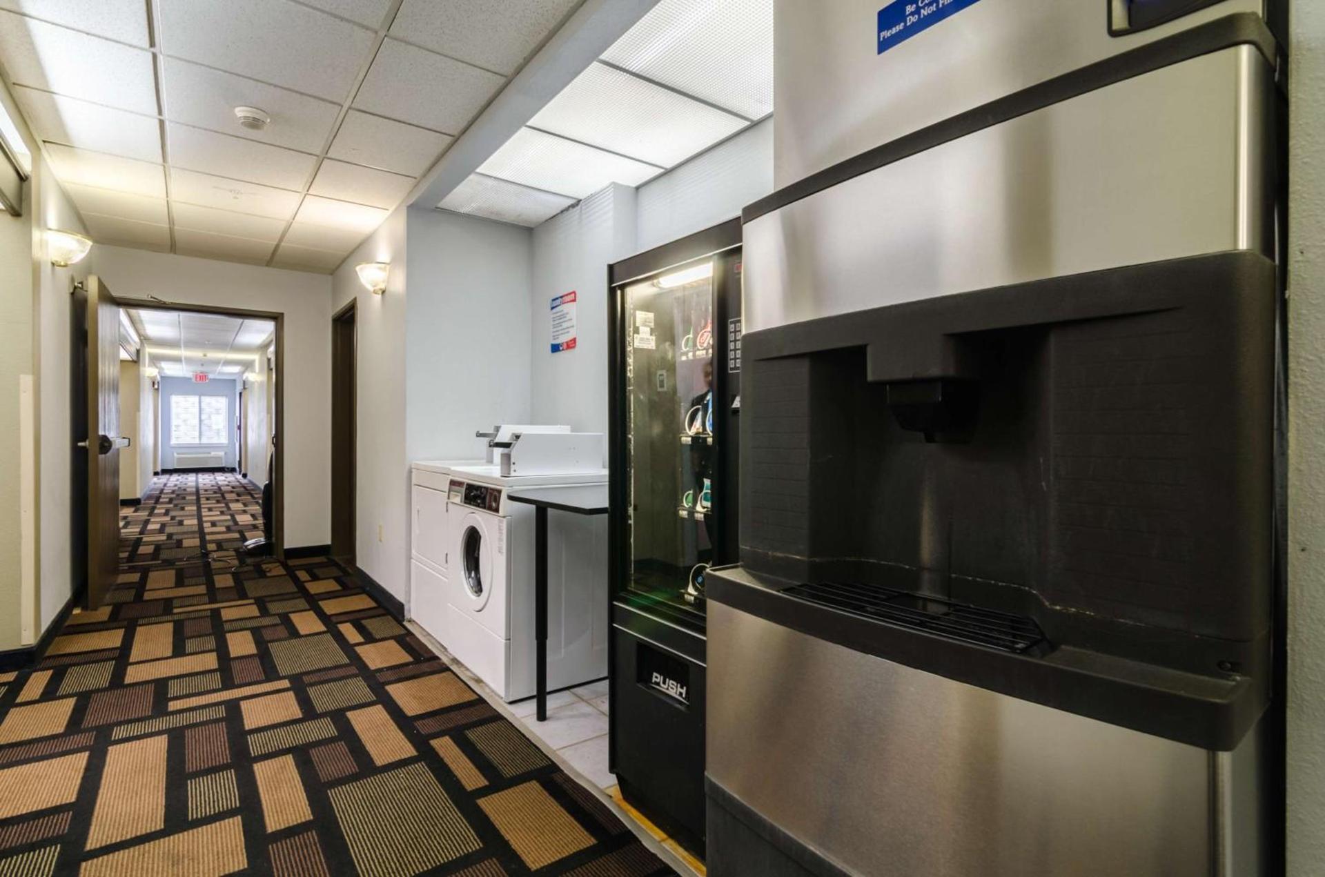 Motel 6-Lincoln, NE photo 44