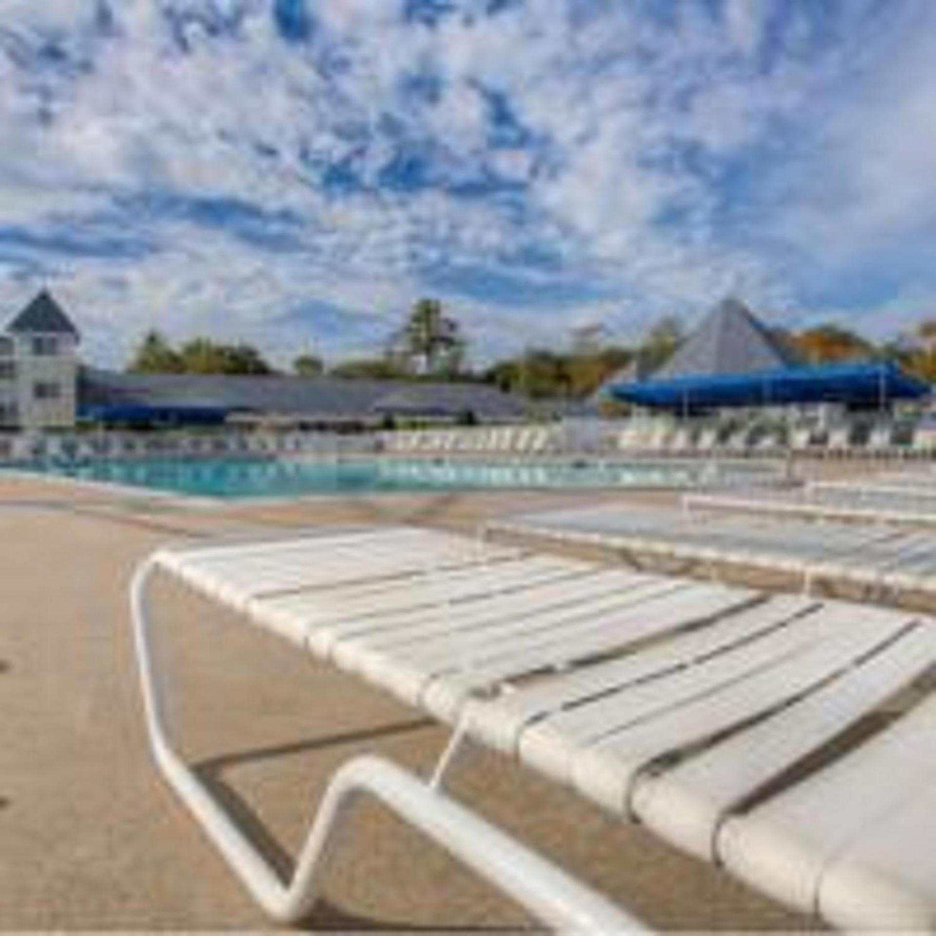 Driftaway Hotel and Pool photo 14