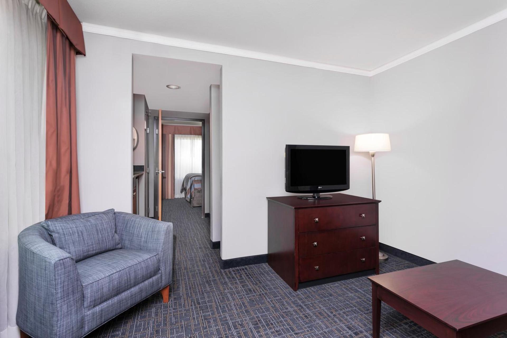 Wingate by Wyndham Athens GA photo 16
