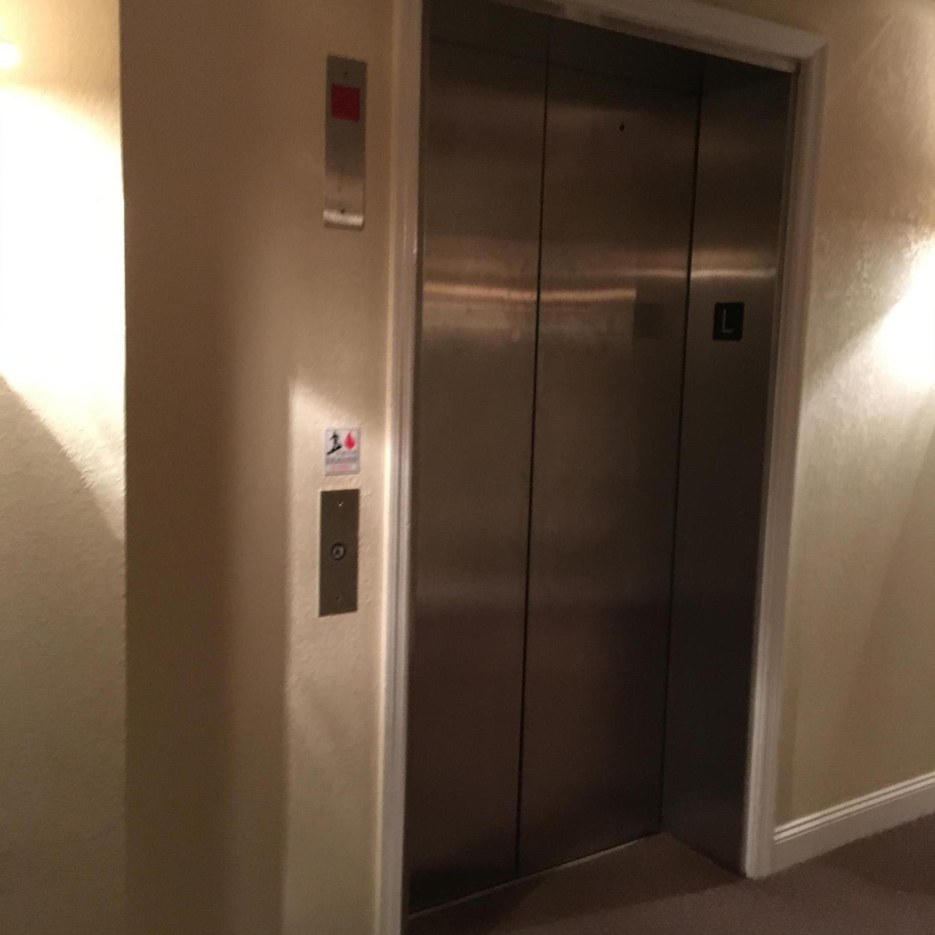 Colts Neck Inn Hotel photo 57