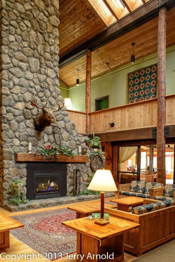 Snowy Owl Inn photo 60