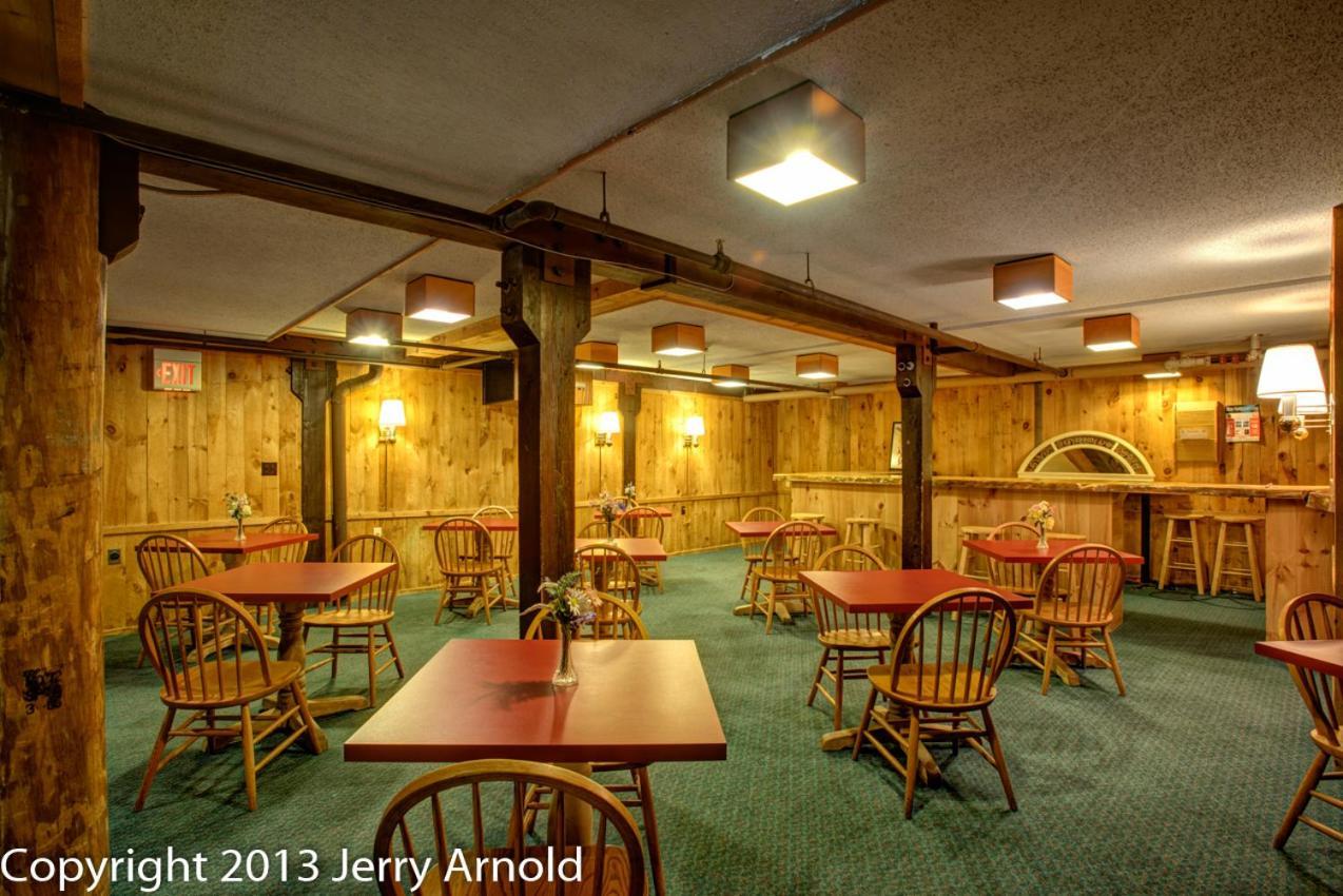 Snowy Owl Inn photo 45