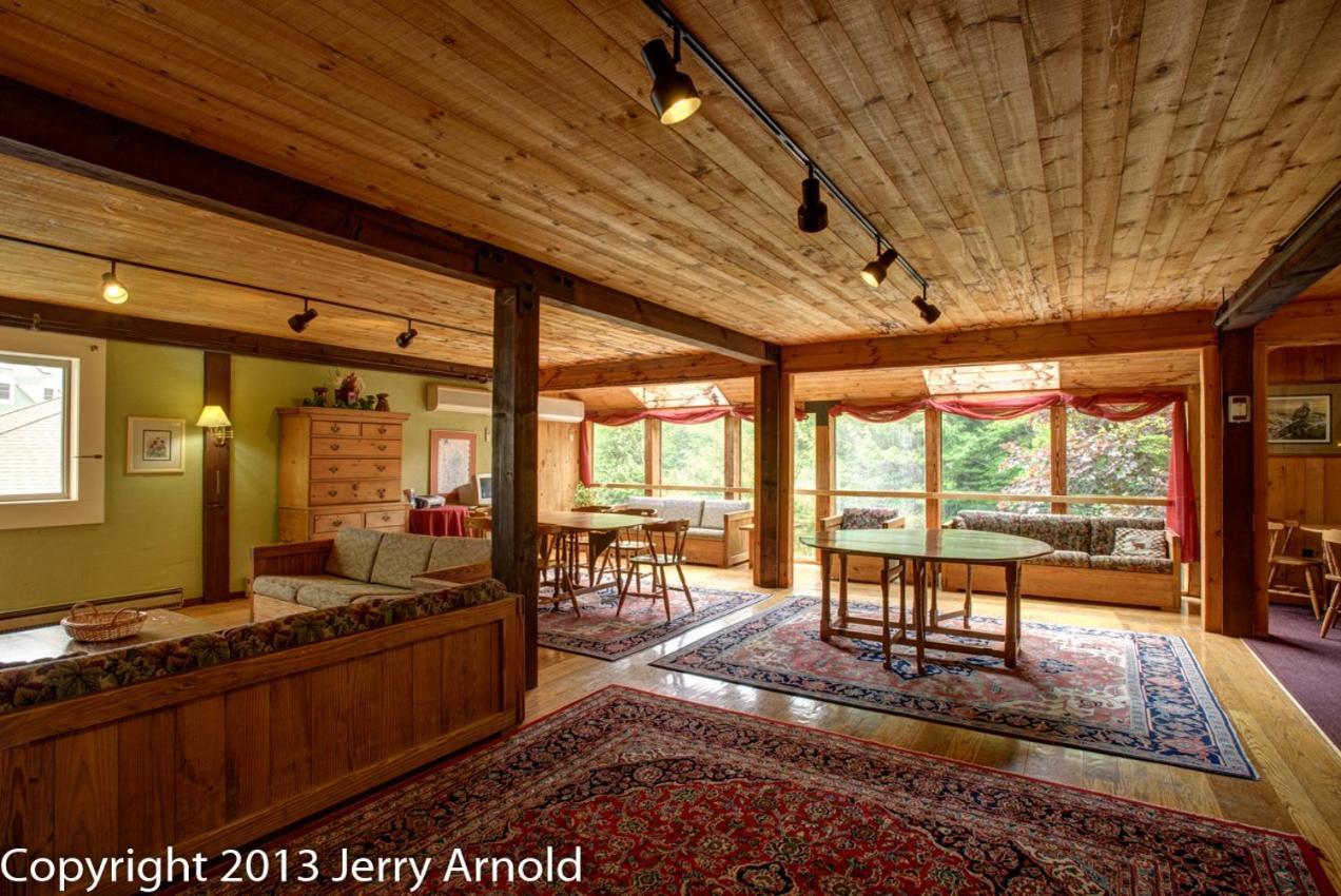 Snowy Owl Inn photo 41