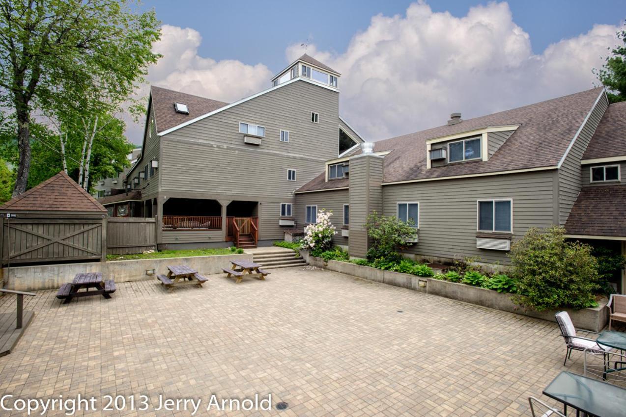 Snowy Owl Inn photo 38