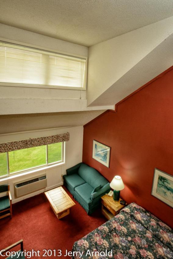 Snowy Owl Inn photo 26