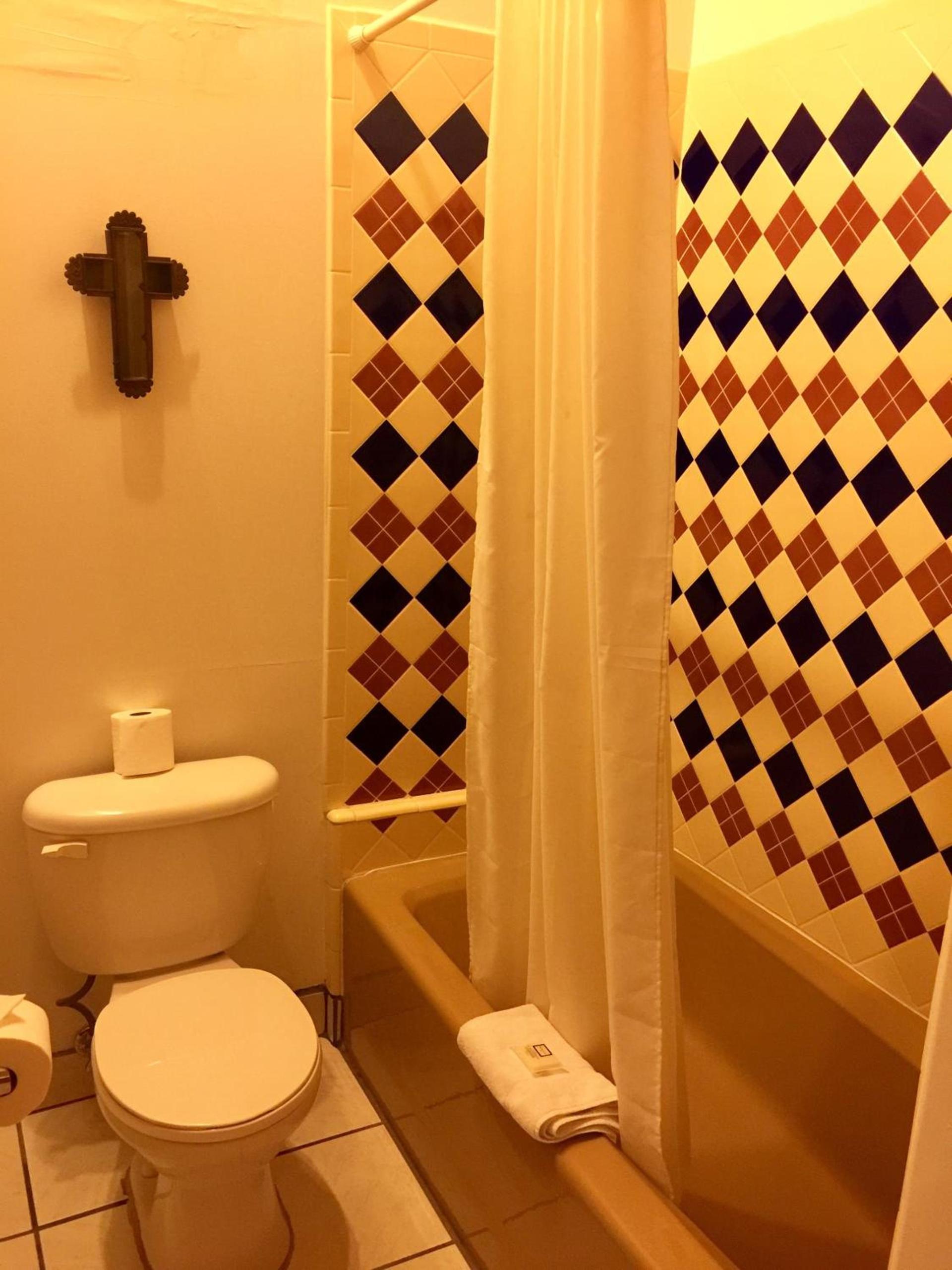 Guadalupe Inn photo 58