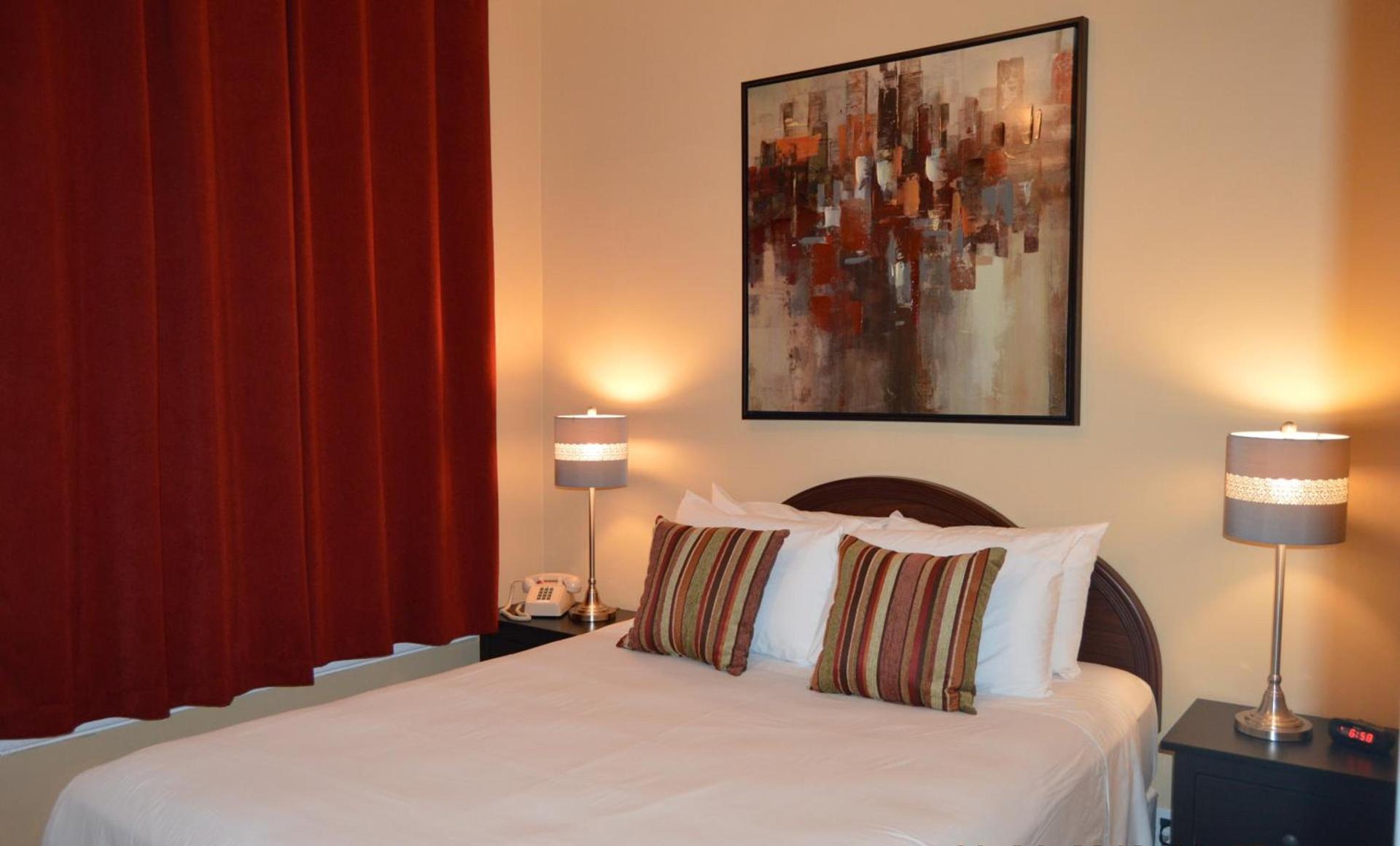 SF Plaza Hotel photo 19