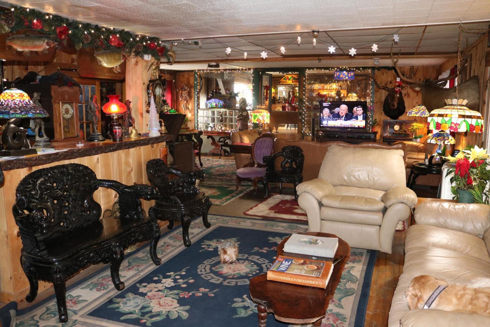 Colonial Inn photo 27
