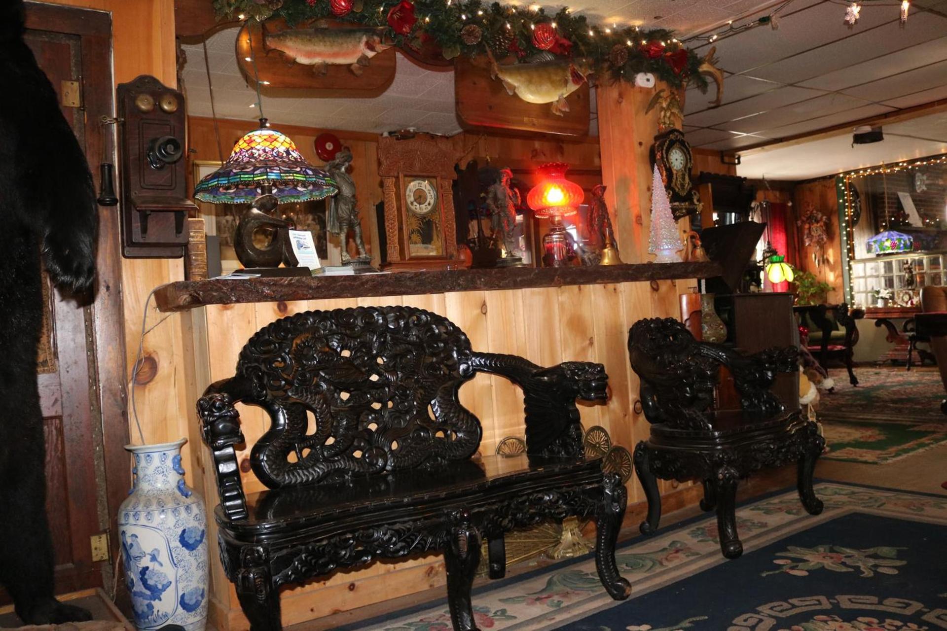 Colonial Inn photo 4