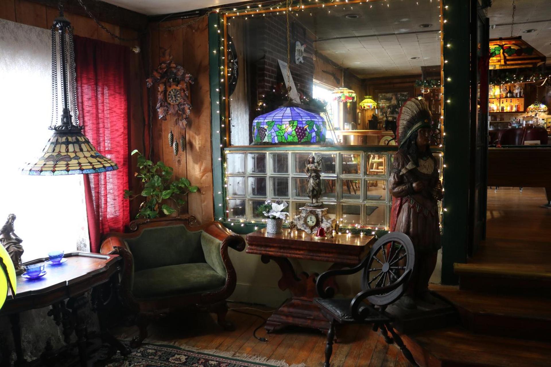 Colonial Inn photo 15