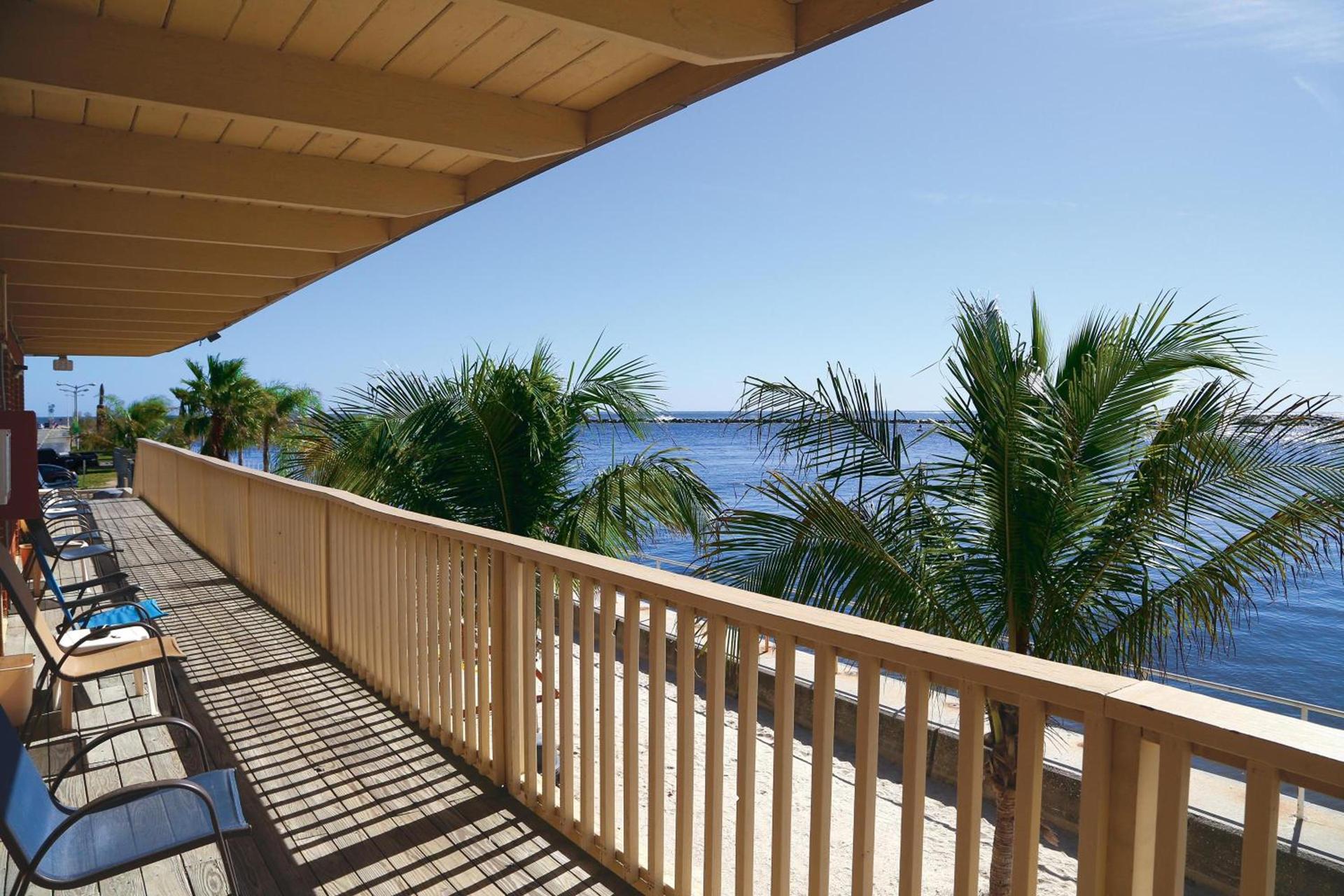 Oceanic Motel photo 20