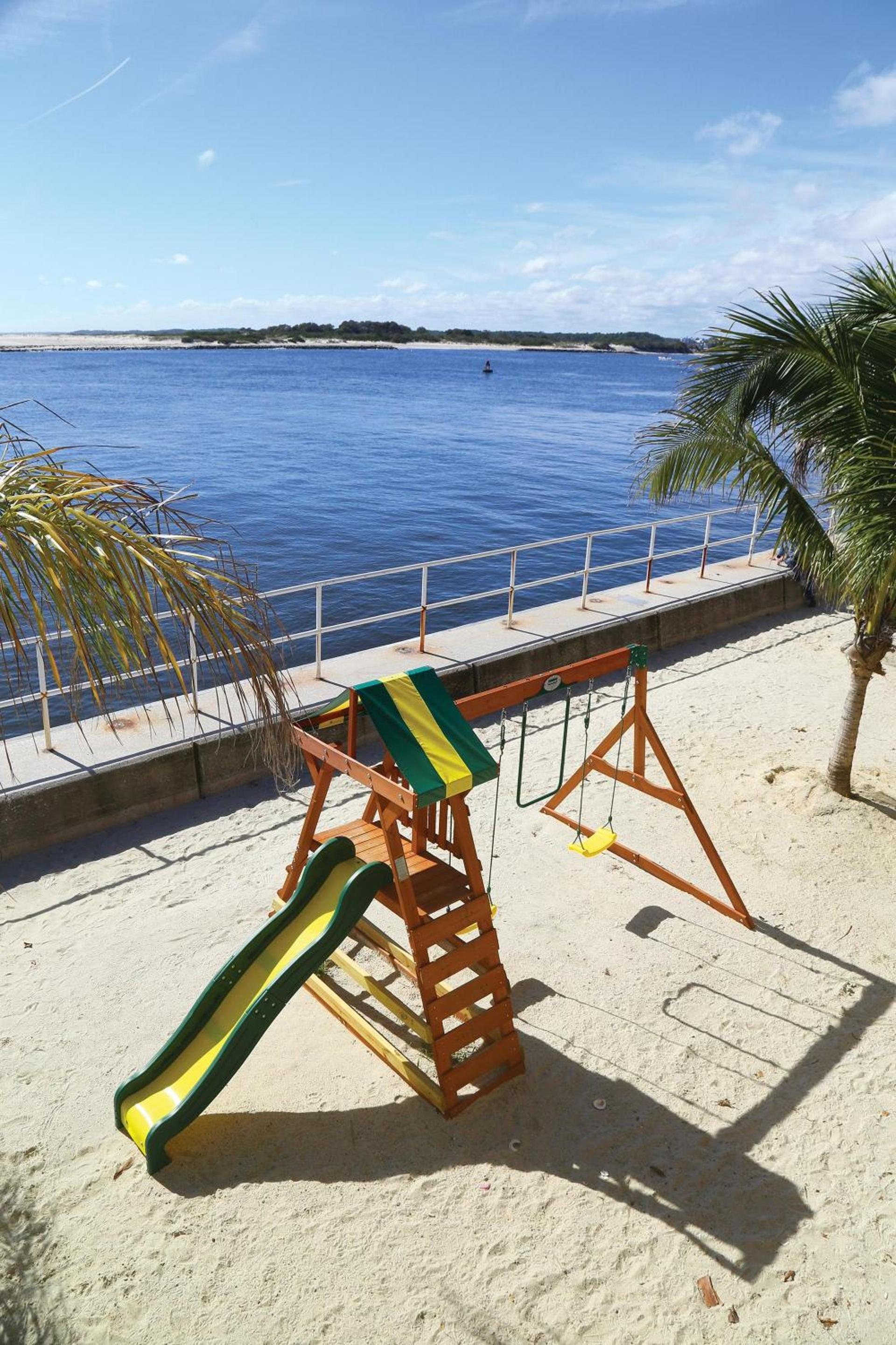 Oceanic Motel photo 7