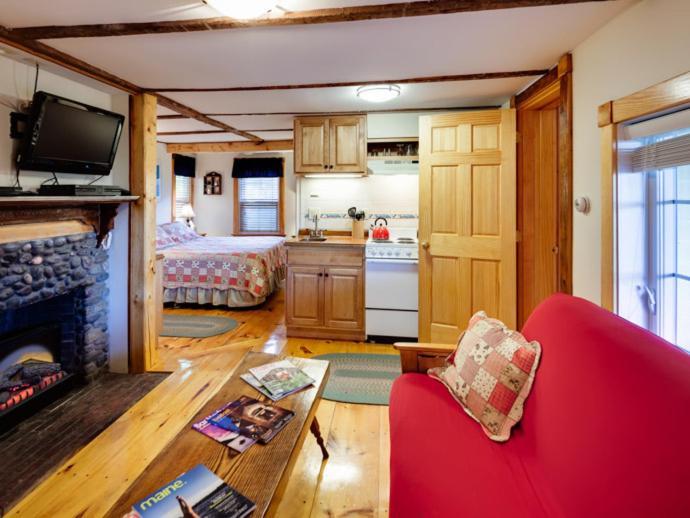 Beach Cottage Inn photo 25