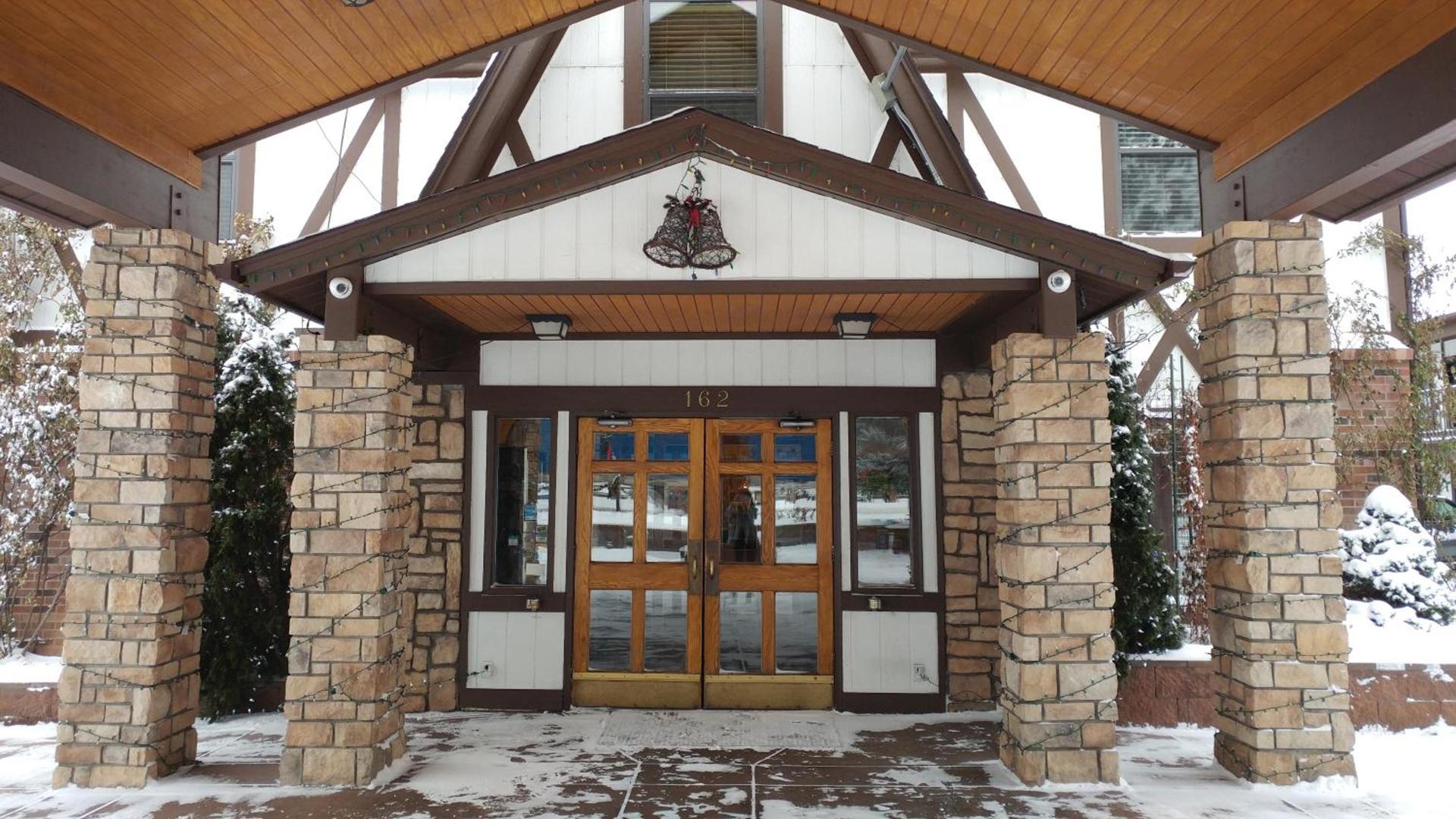Silver Spruce Inn photo 11
