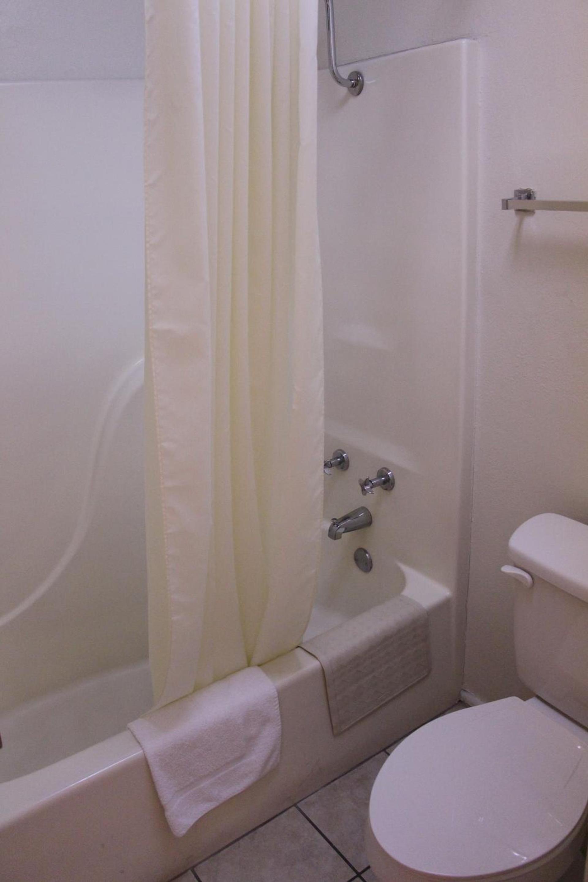 Motel 6 New Boston, TX photo 18